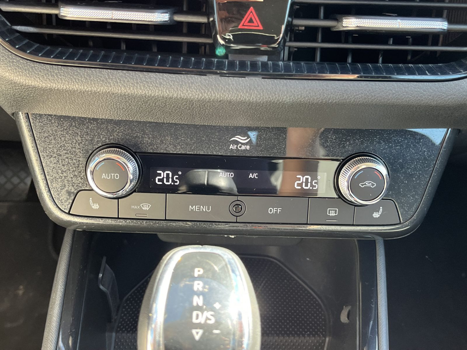 Skoda Fabia Ambition 1,0TSI DSG GRA LED Sitzhzg Car Play