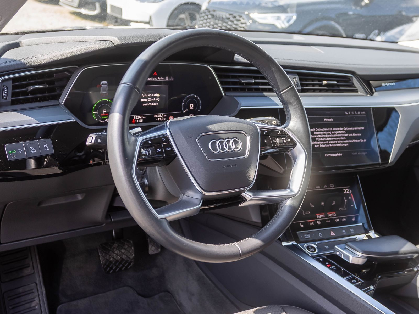 Audi Q8 e-tron Advanced 50 qu. 250 kW Navi AIR LED EPH