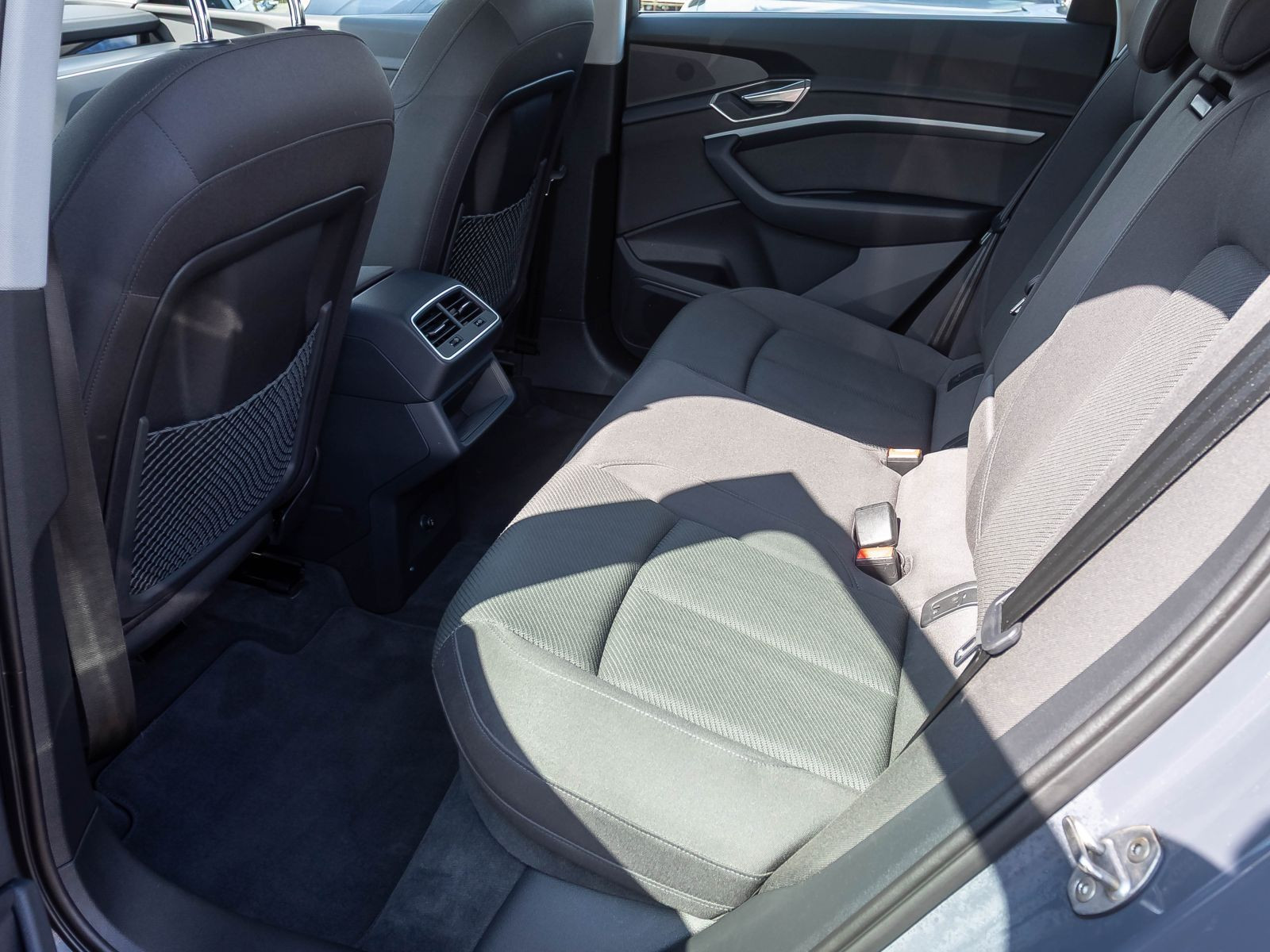 Audi Q8 e-tron Advanced 50 qu. 250 kW Navi AIR LED EPH