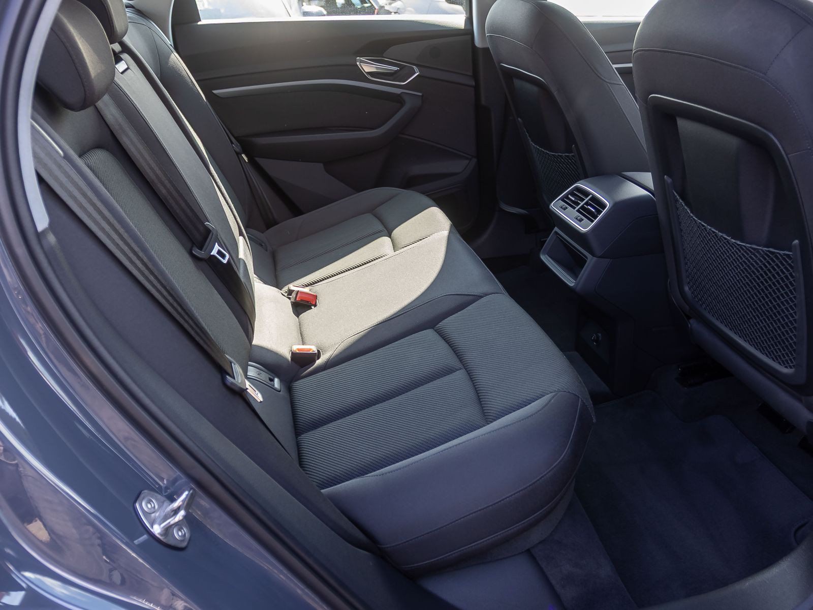 Audi Q8 e-tron Advanced 50 qu. 250 kW Navi AIR LED EPH