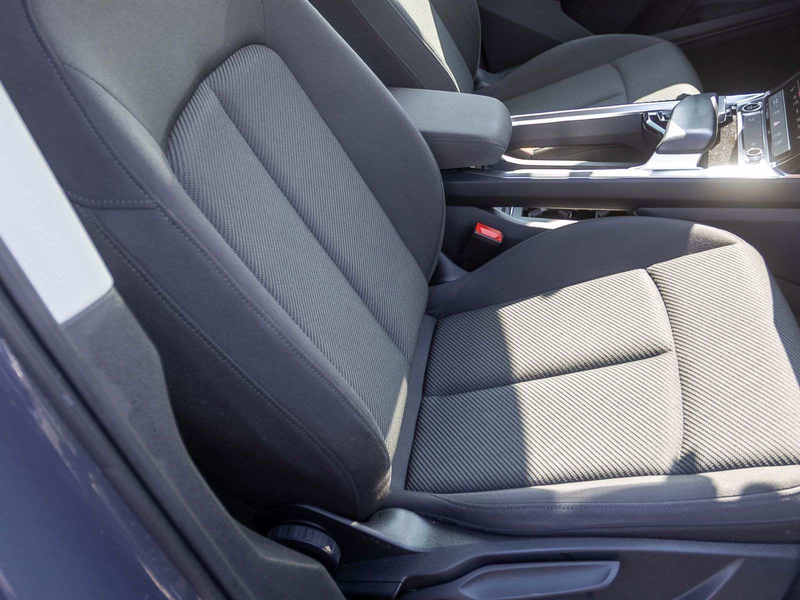 Audi Q8 e-tron Advanced 50 qu. 250 kW Navi AIR LED EPH