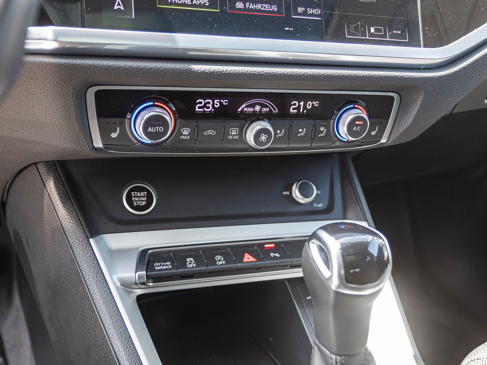 Audi Q3 S line 40TFSI qu. Stronic Navi ACC Panorama