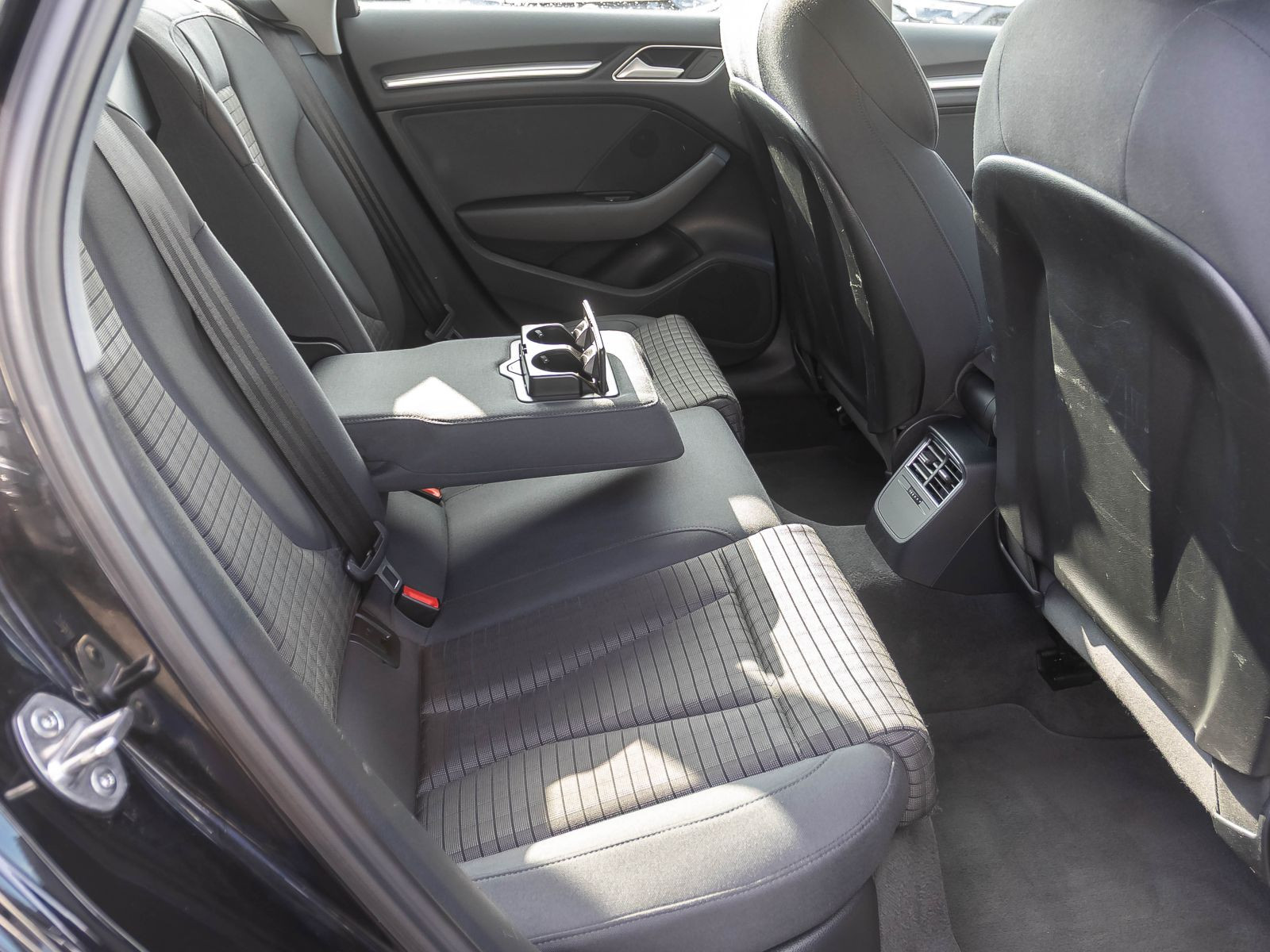 Audi A3 Sportback Sport 30TFSI Stronic Navi LED EPH