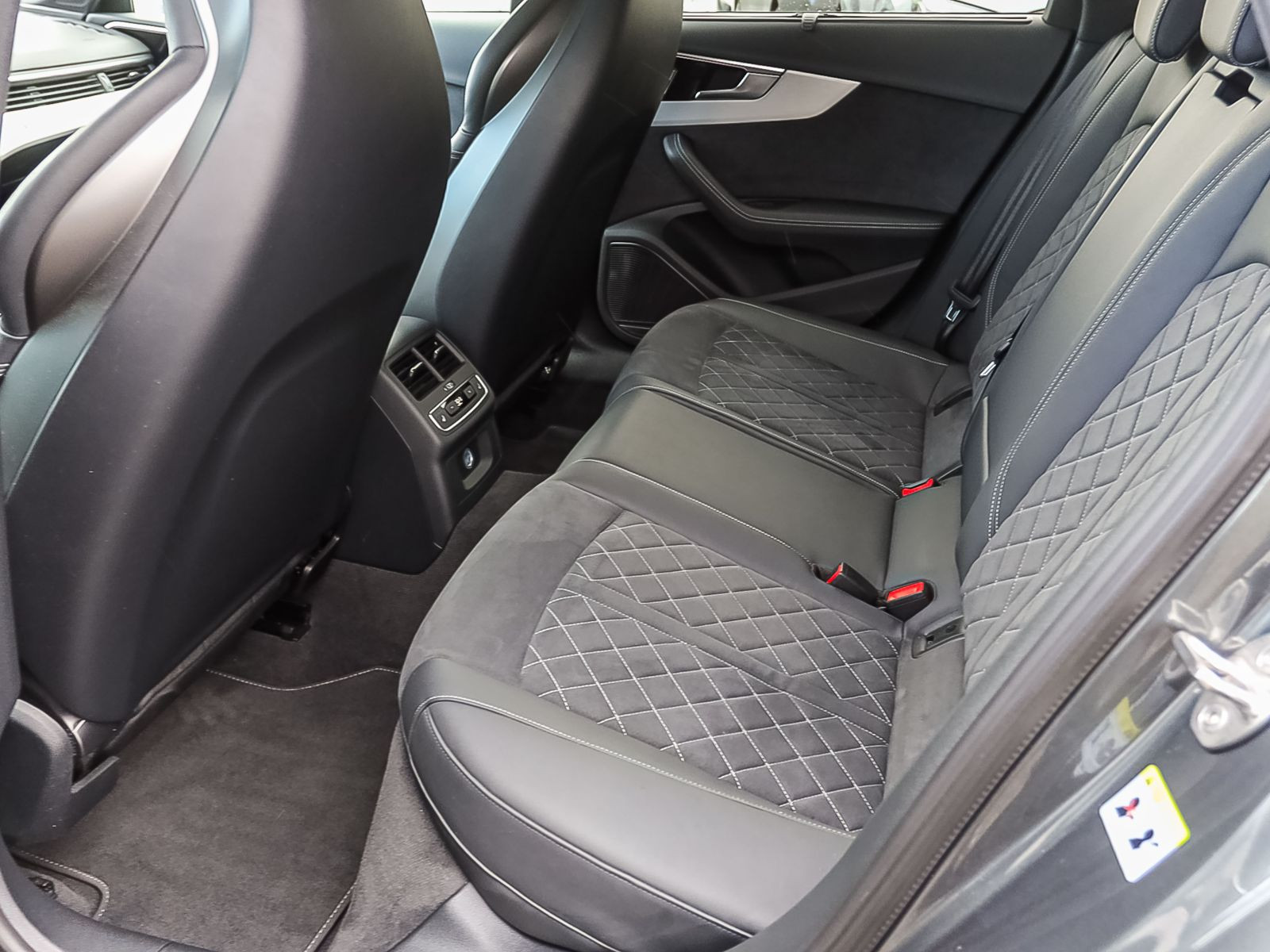 Audi S4 Avant TDI quattro Navi B&O AHK