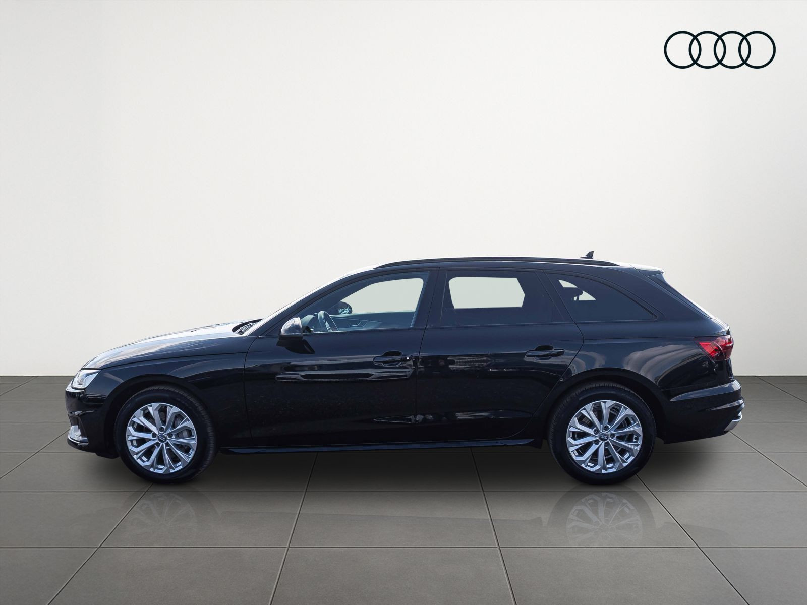 Audi A4 Avant Advanced 40TFSI Stronic Navi LED Panorama