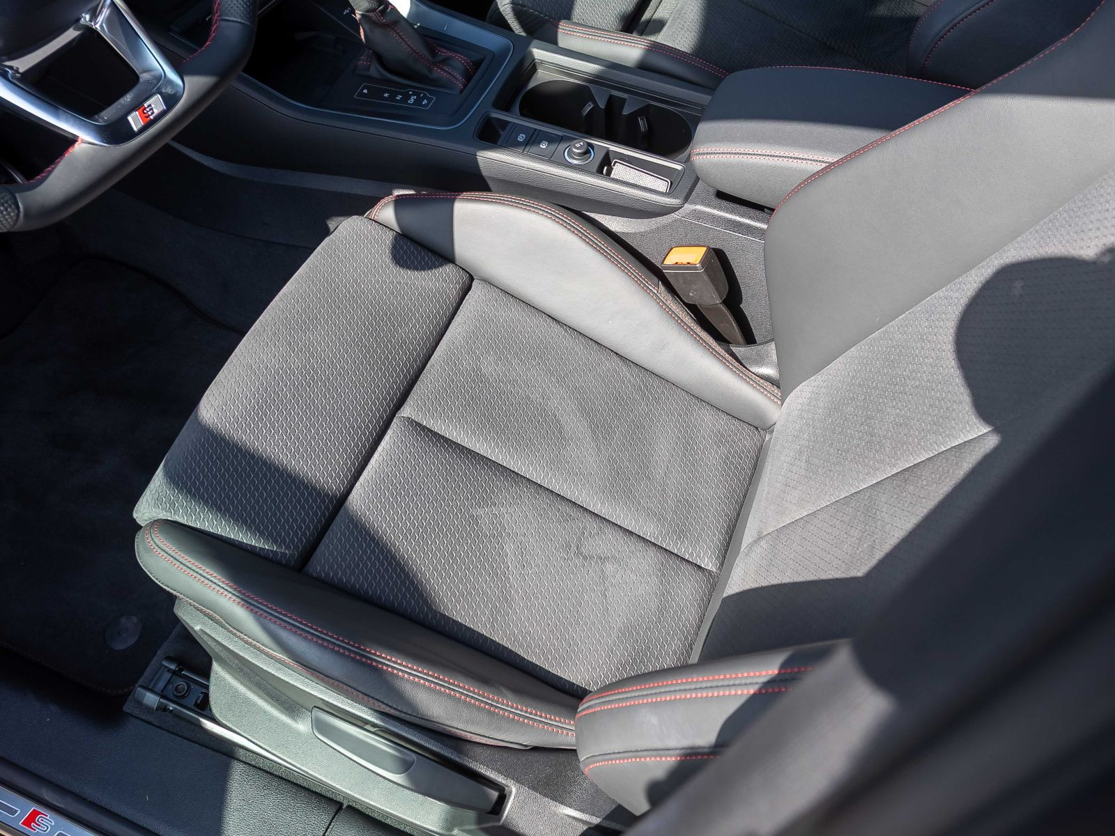 Audi Q3 Sportback S line 45TFSI qu Navi LED CarPlay