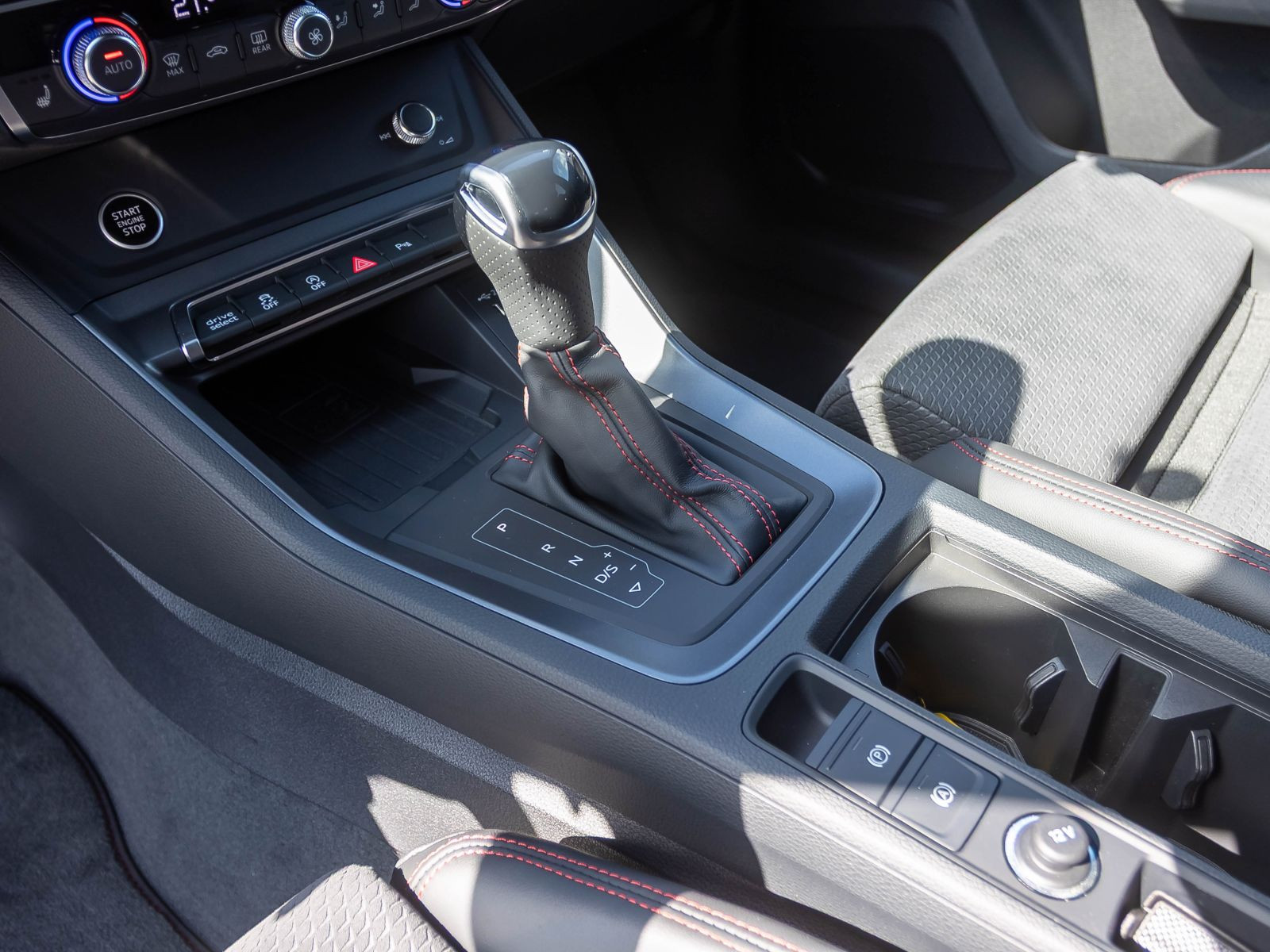 Audi Q3 Sportback S line 45TFSI qu Navi LED CarPlay