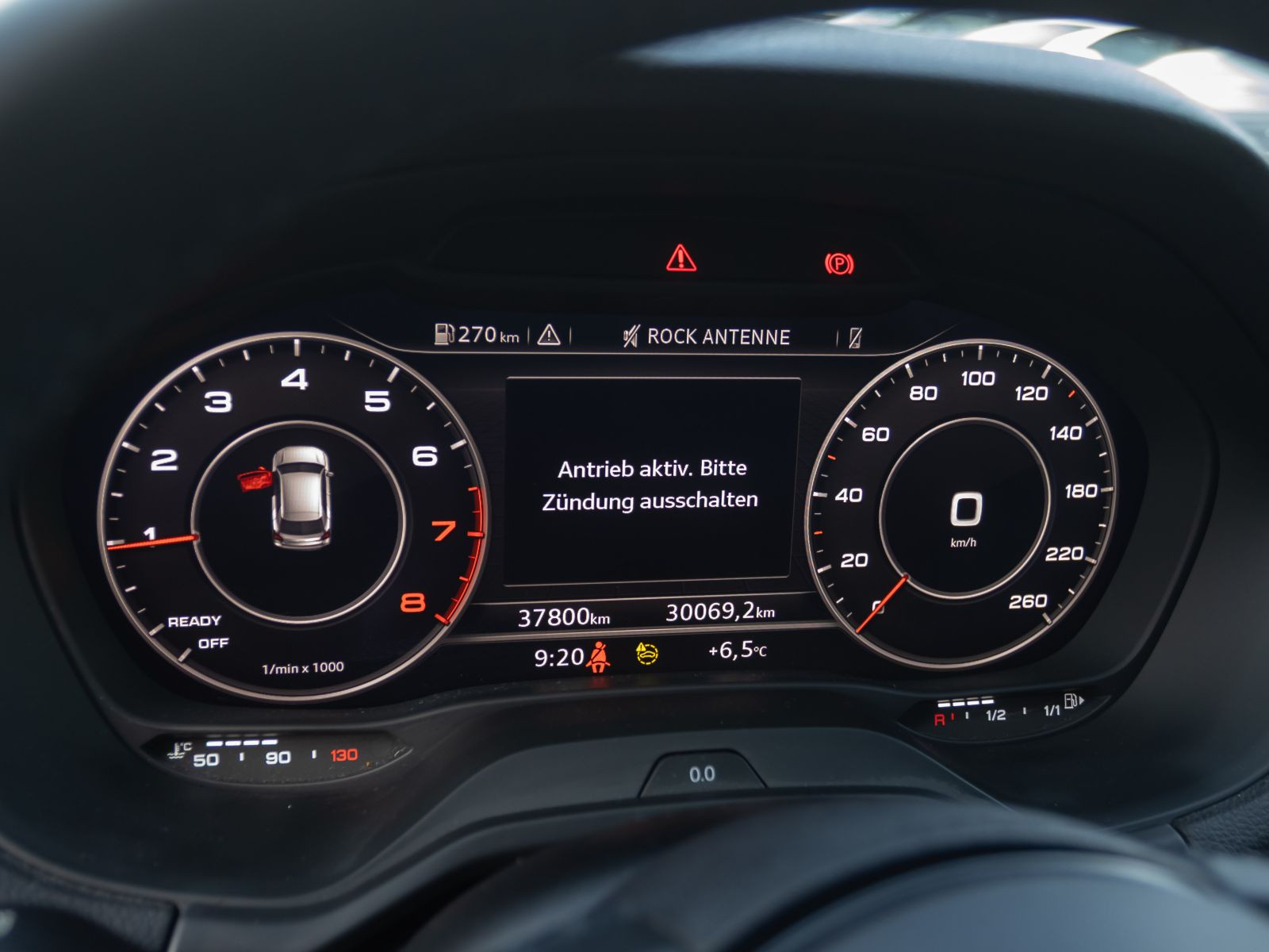 Audi Q2 30TFSI Panorama CarPlay LED EPH DAB AHK