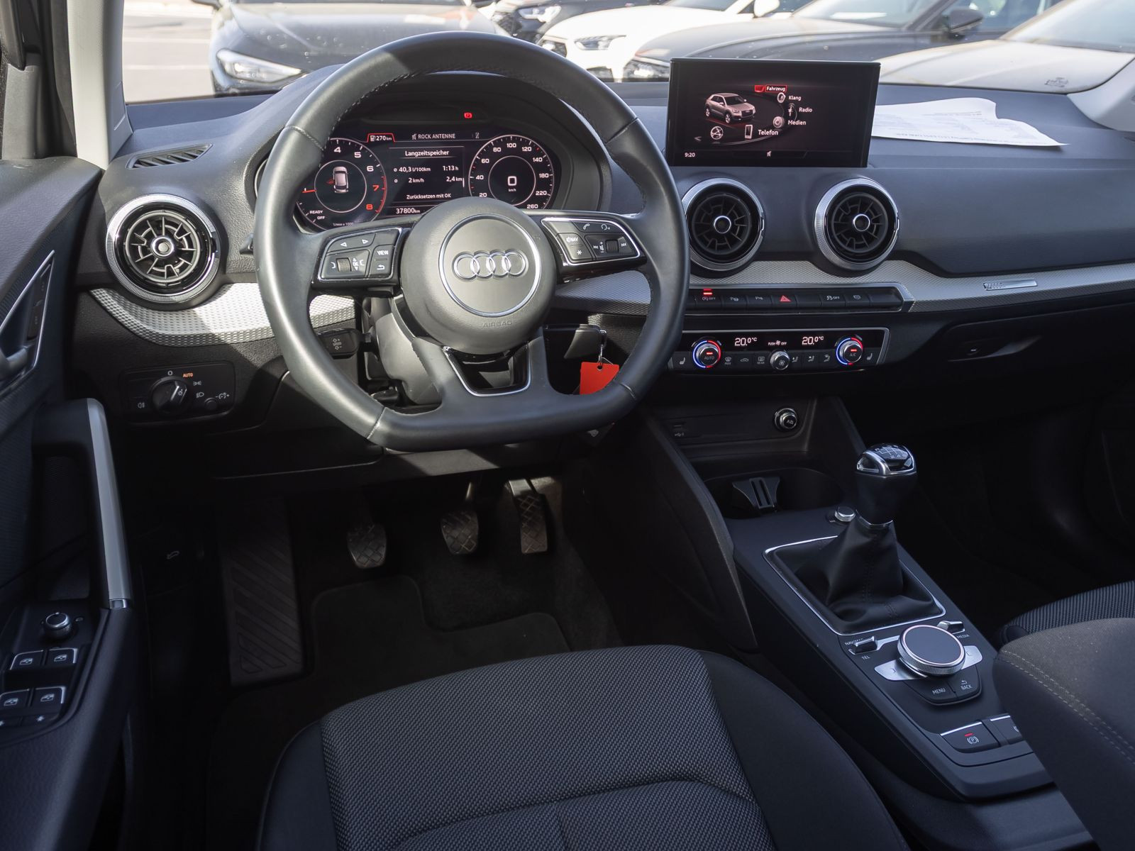 Audi Q2 30TFSI Panorama CarPlay LED EPH DAB AHK