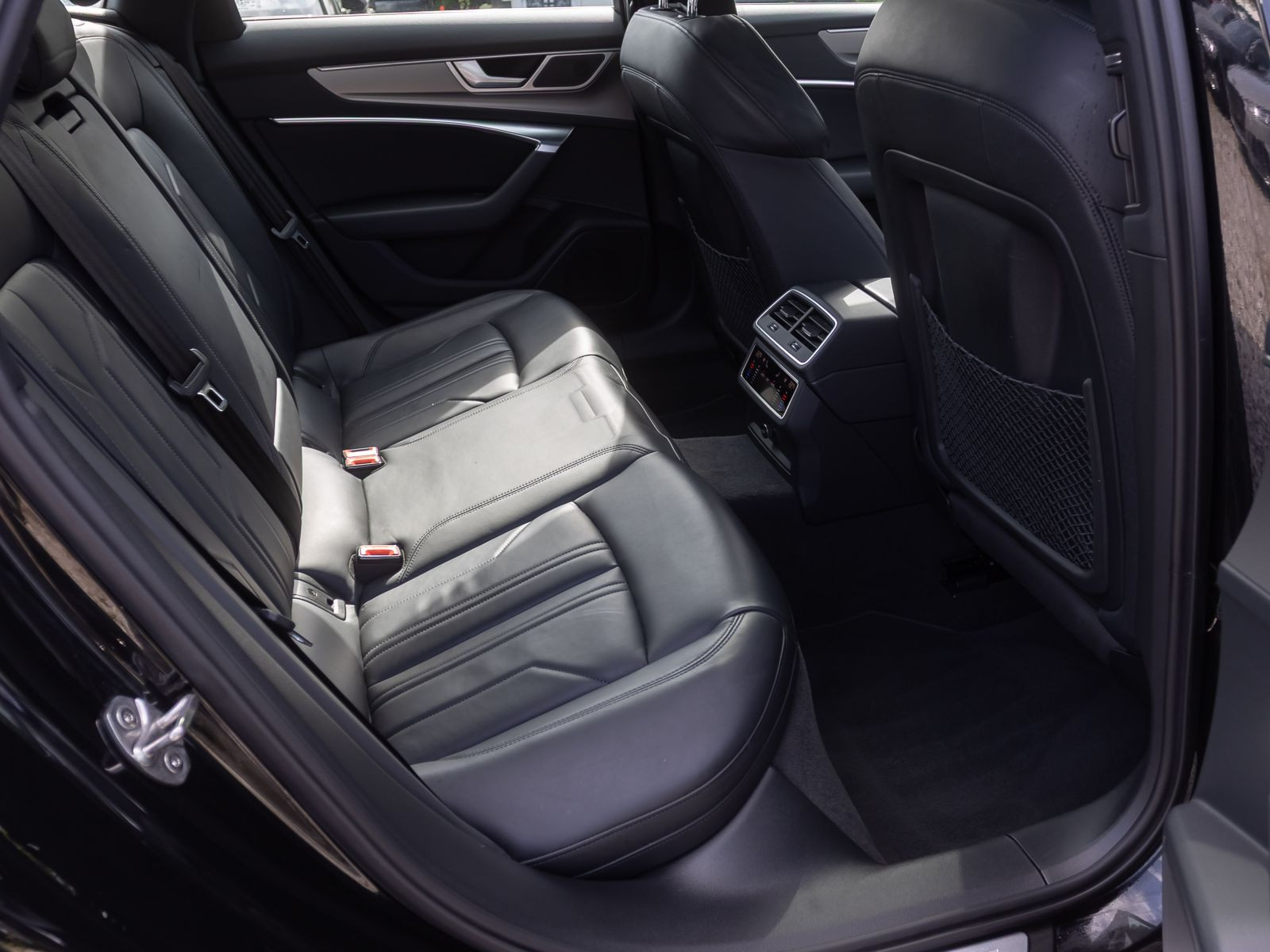 Audi A6 Avant Sport 50TDI qu Navi LED HuD Panorama ACC AHK