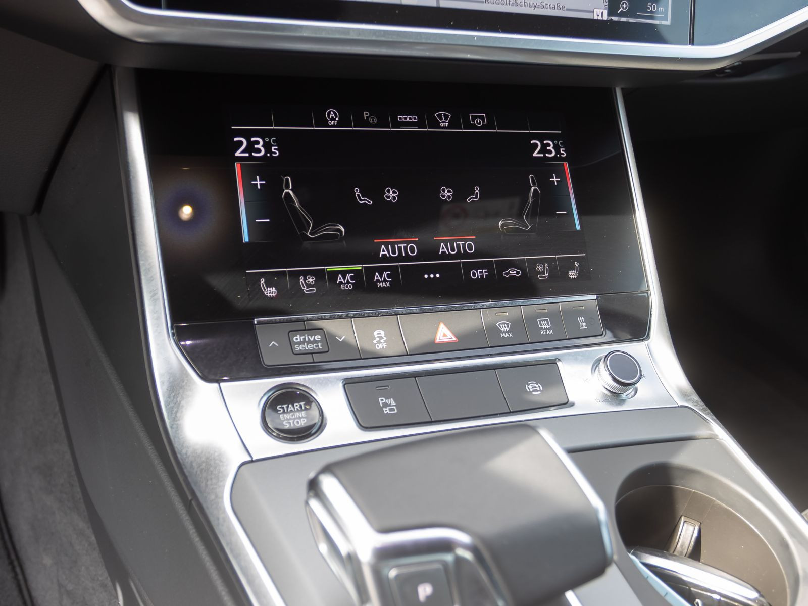 Audi A6 Avant 55TFSI Navi HuD AHK EPH Standhzg