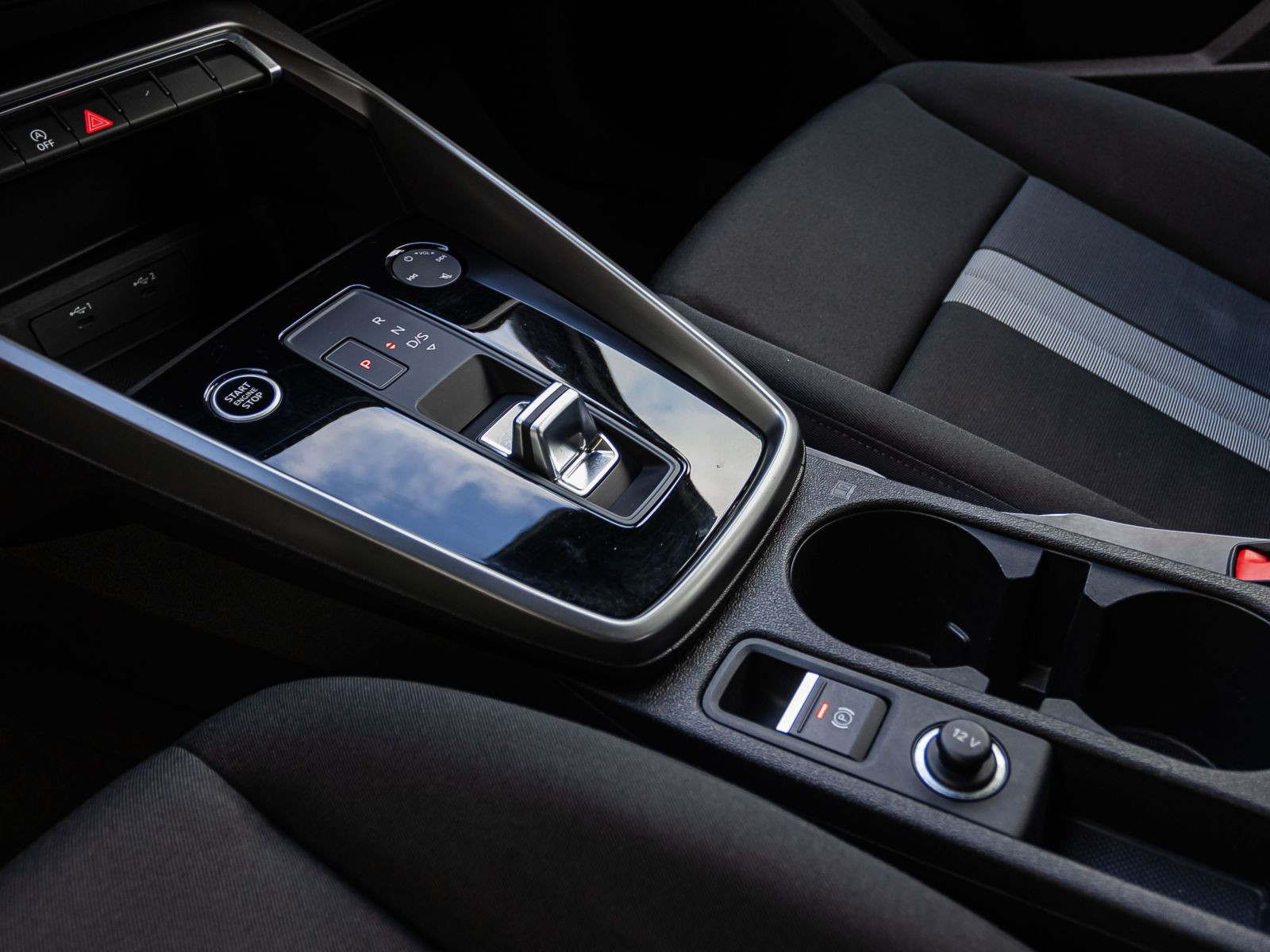 Audi A3 Sportback Advanced 30TFSI Stronic Navi EPH