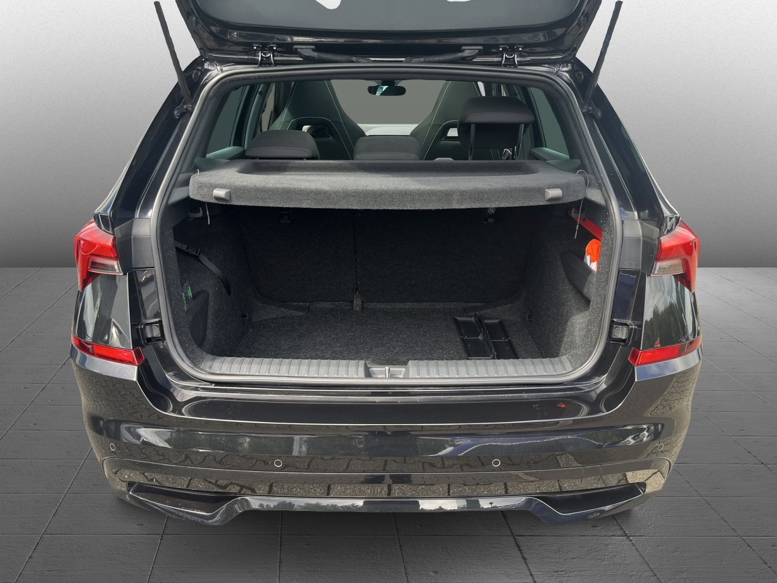 Skoda Kamiq Monte Carlo 1.0 TSI DSG Panorama GRA Sitzhzg