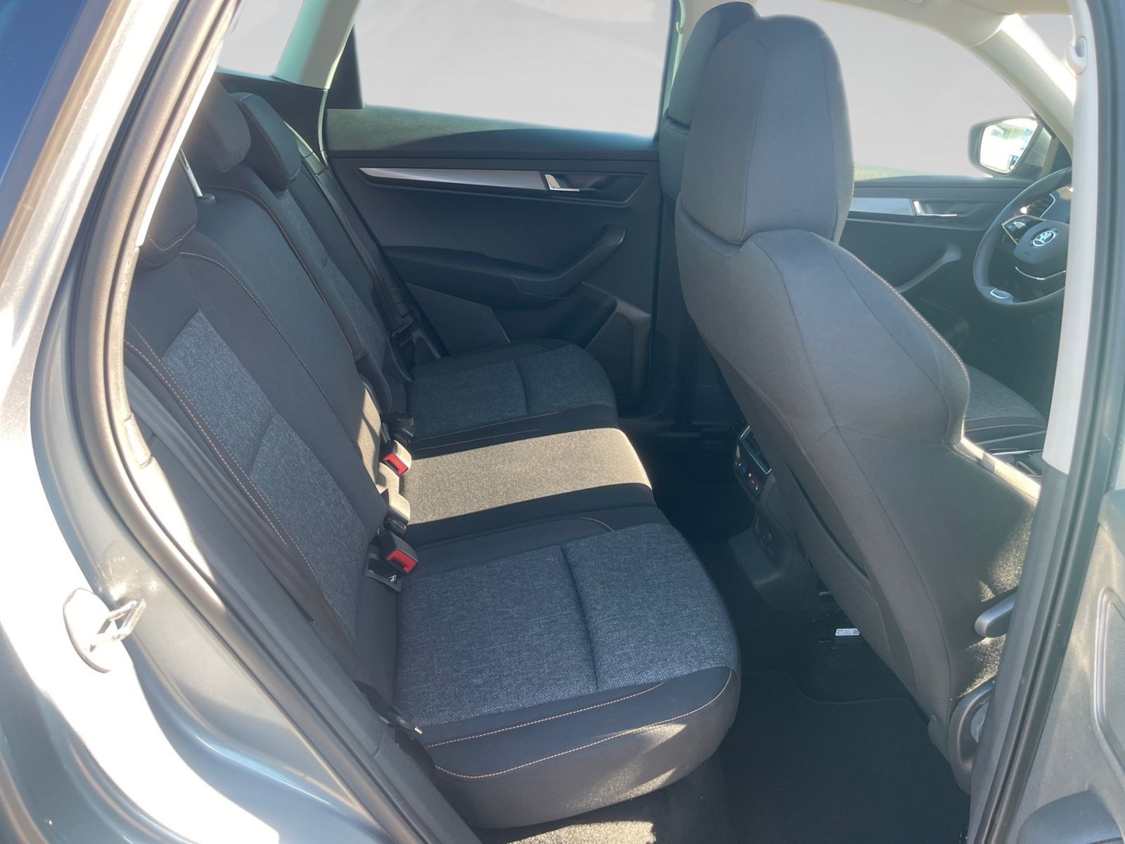 Skoda Karoq Clever 2.0TDI 4x4 DSG Navi LED AHK Carplay