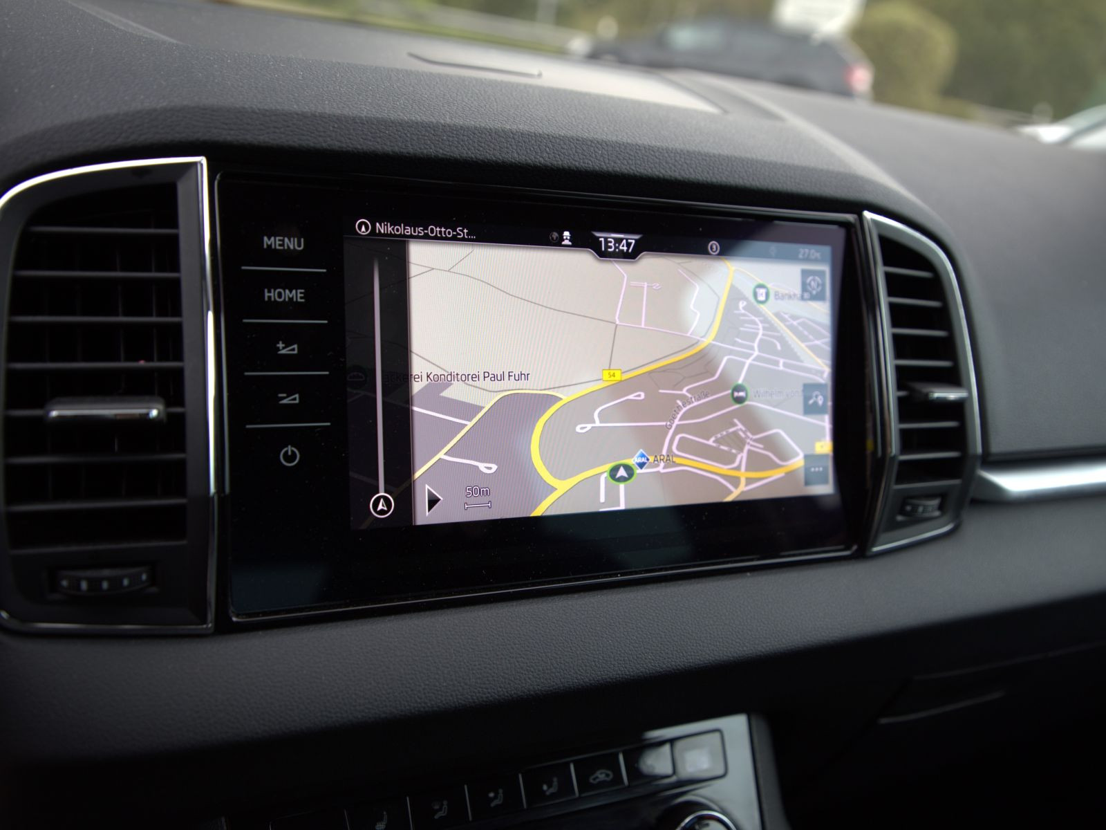 Skoda Karoq Clever 2.0TDI 4x4 DSG Navi LED AHK Carplay