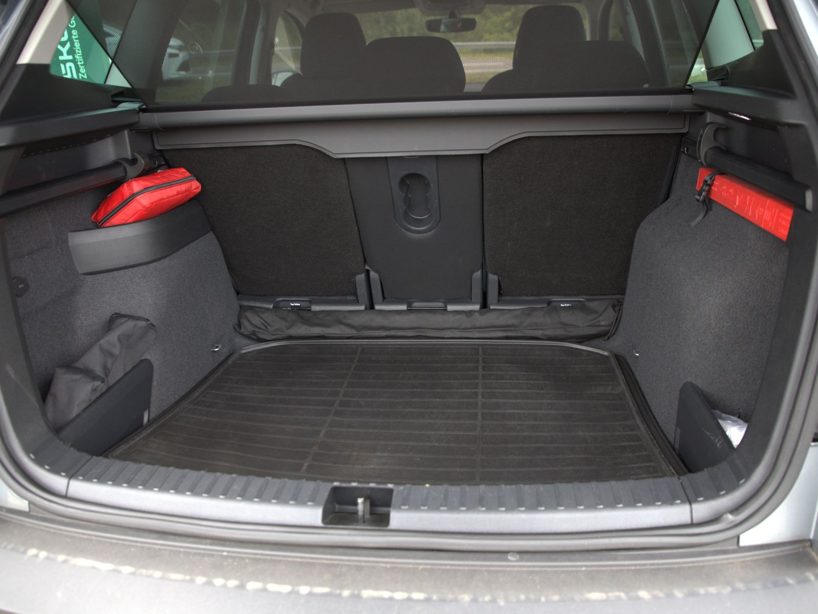 Skoda Karoq Clever 2.0TDI 4x4 DSG Navi LED AHK Carplay