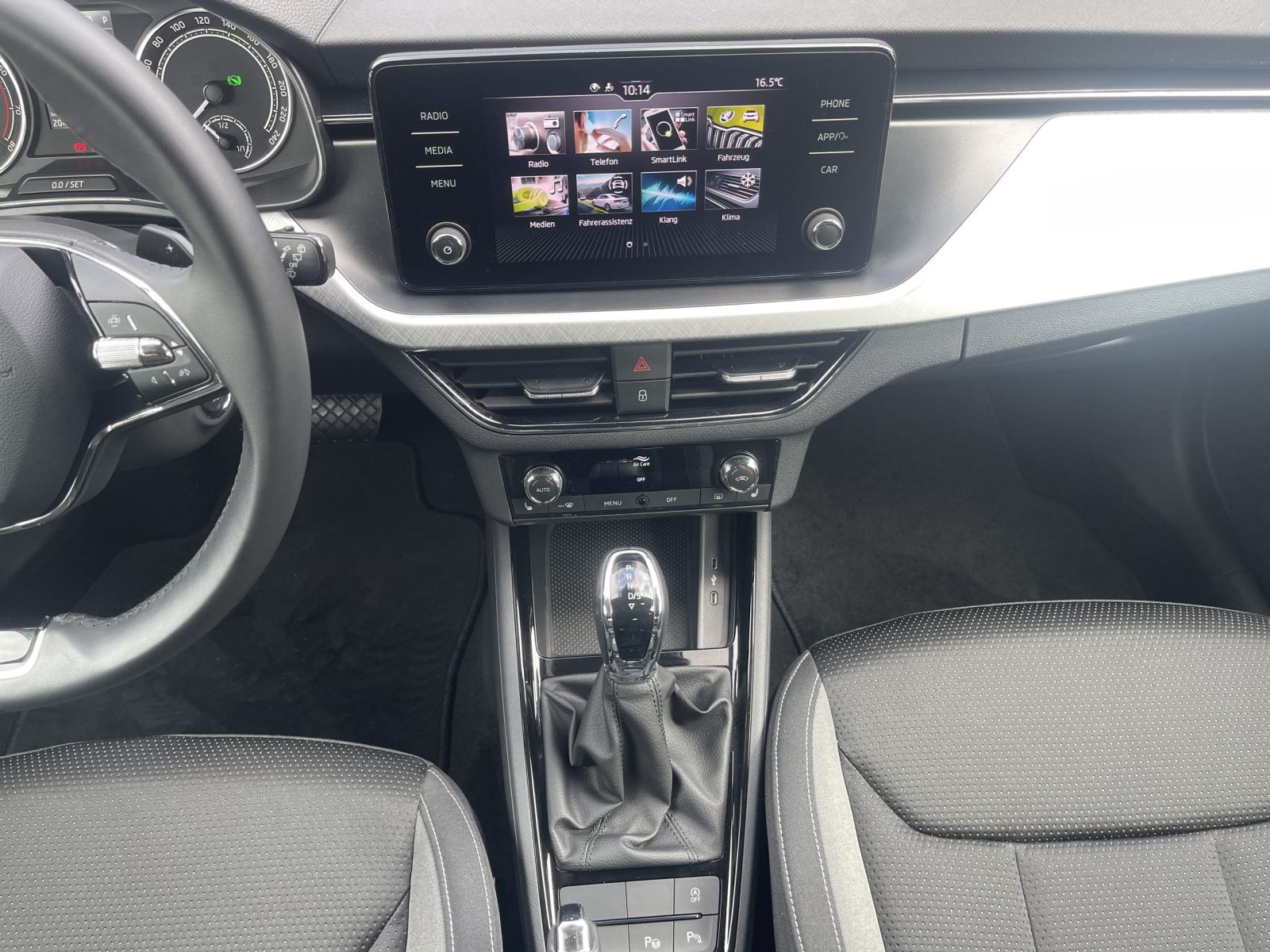 Skoda Kamiq Tour 1.5 TSI DSG LED GRA Carplay AHK EPH DAB