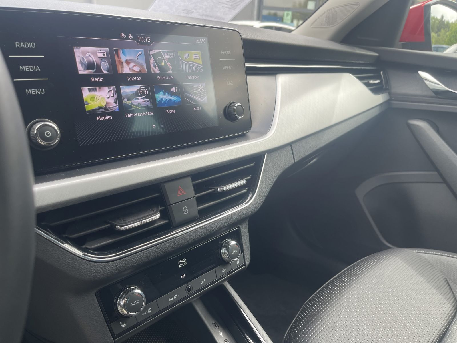 Skoda Kamiq Tour 1.5 TSI DSG LED GRA Carplay AHK EPH DAB