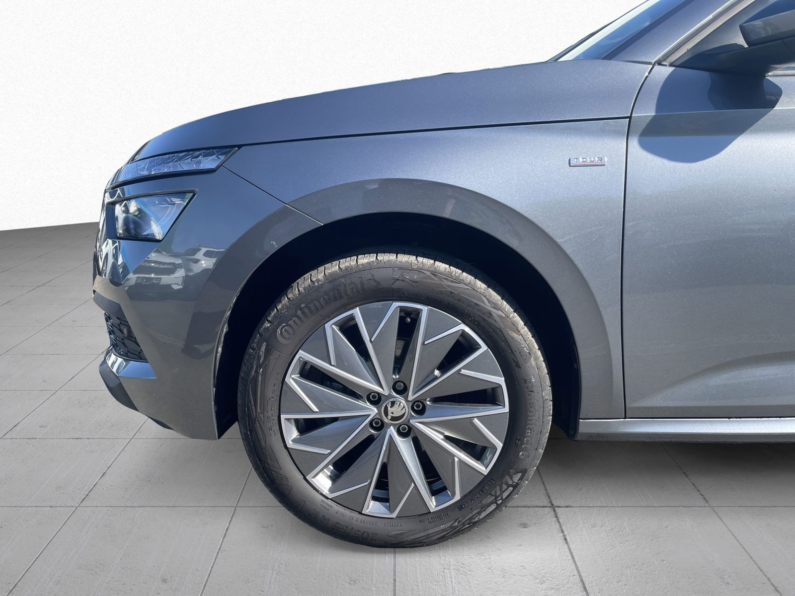 Skoda Kamiq Tour 1.5 TSI DSG Navi Panorama LED ACC EPH