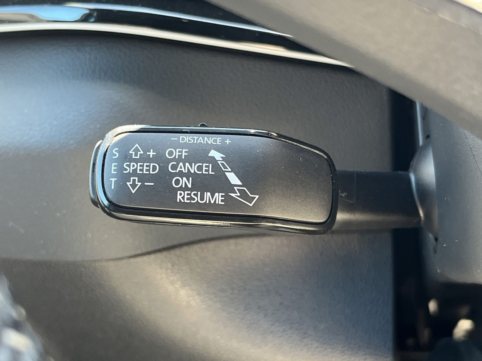 Skoda Karoq Sportline 2,0TDI 4x4 DSG 360°Kamera GRA AHK