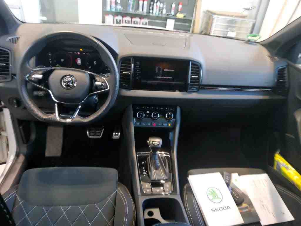 Skoda Karoq Sportline 2,0TDI 4x4 DSG 360°Kamera GRA AHK