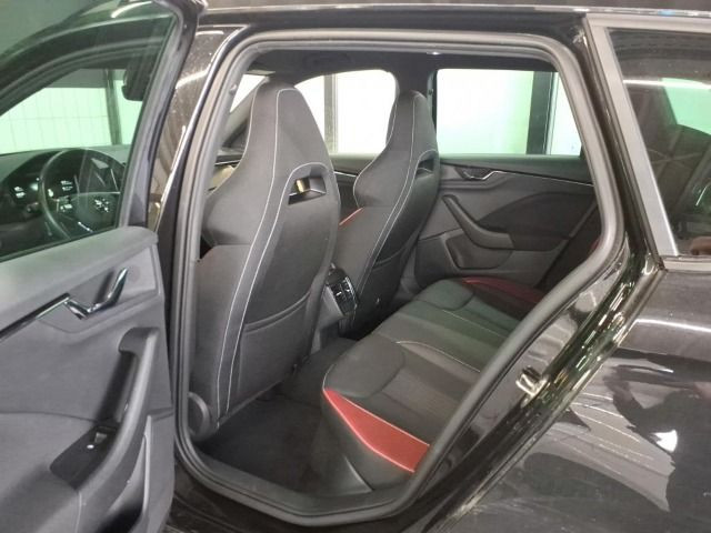 Skoda Kamiq Monte Carlo 1.5TSI DSG Navi LED Panorama ACC