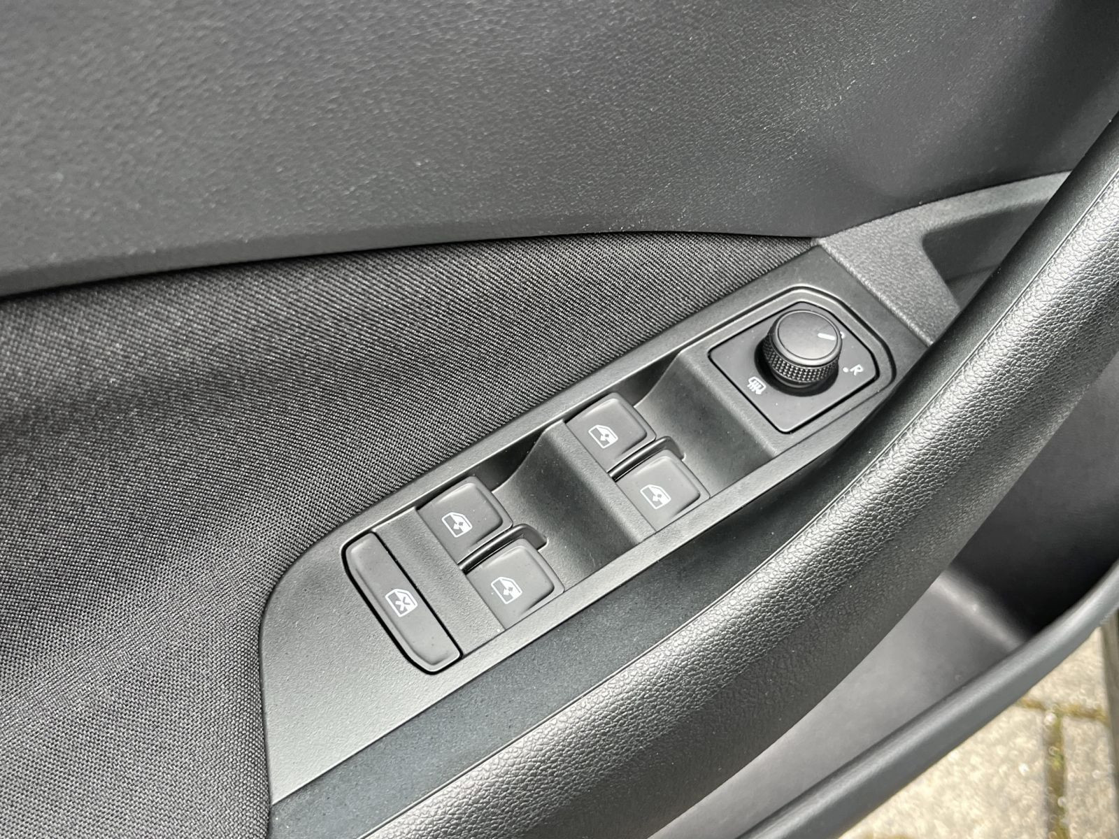 Skoda Kamiq Monte Carlo 1.5TSI DSG Navi LED Panorama ACC