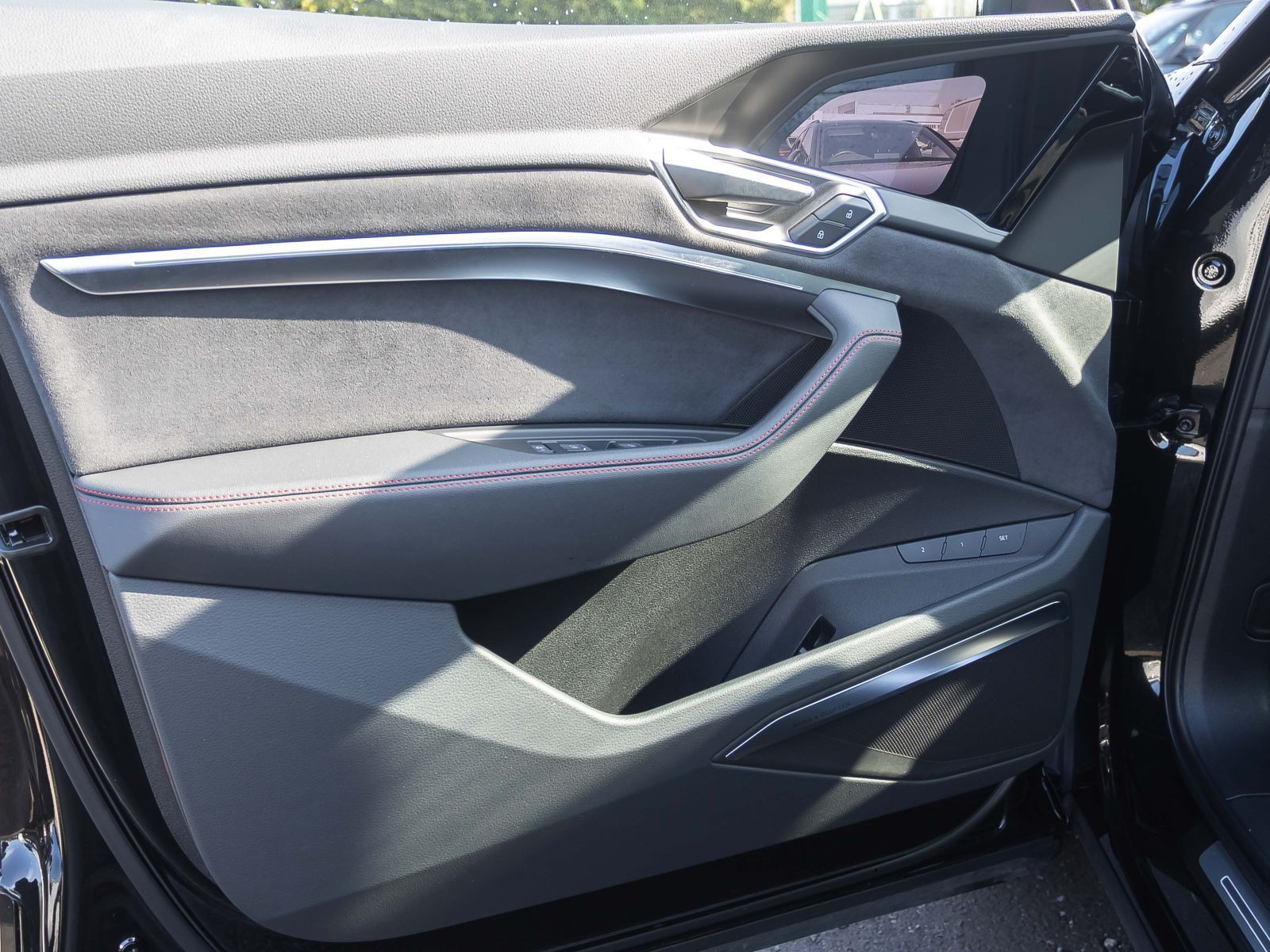 Audi Q8 Sportback e-tron S line 55 qu HuD Panorama B&O