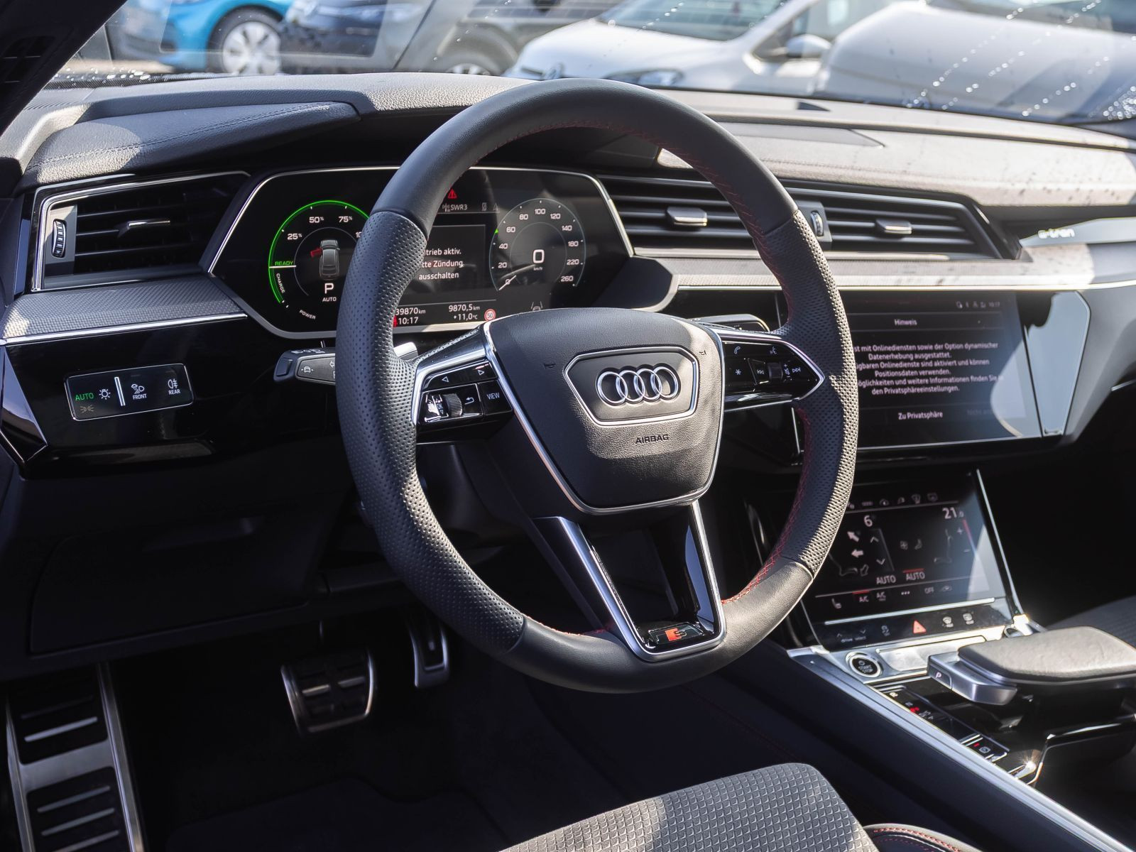 Audi Q8 Sportback e-tron S line 55 qu HuD Panorama B&O