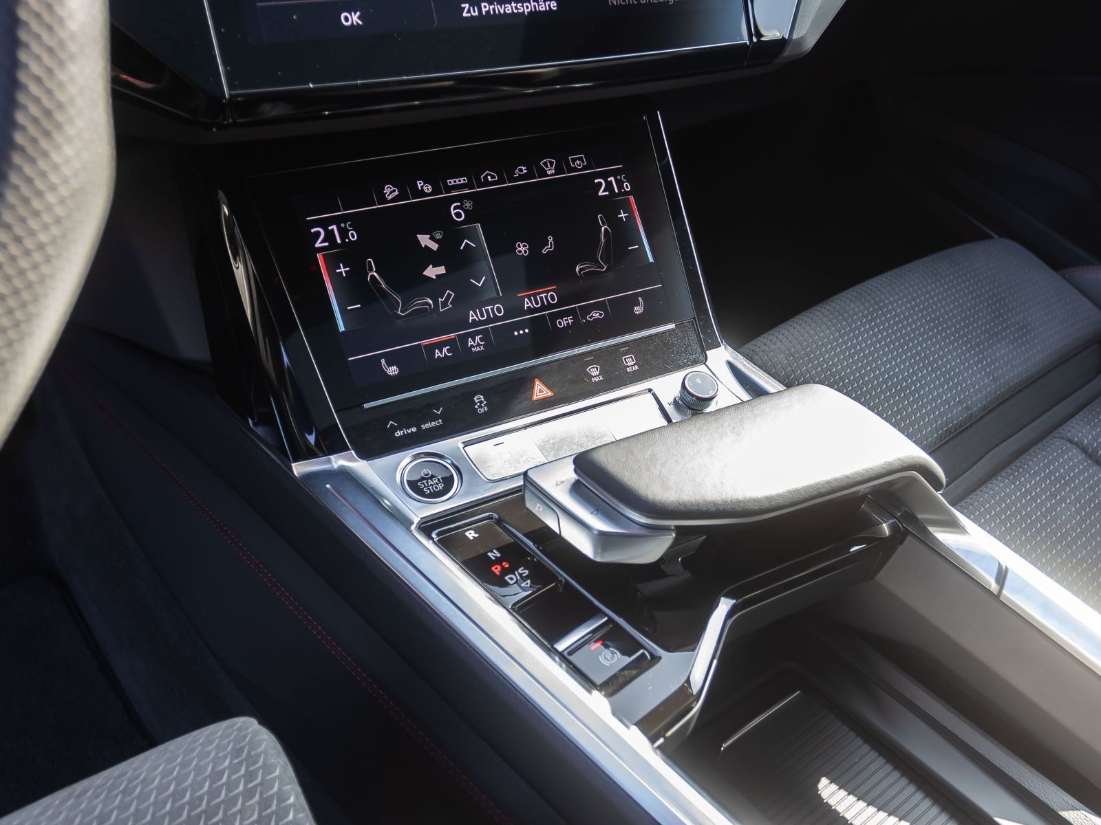 Audi Q8 Sportback e-tron S line 55 qu HuD Panorama B&O