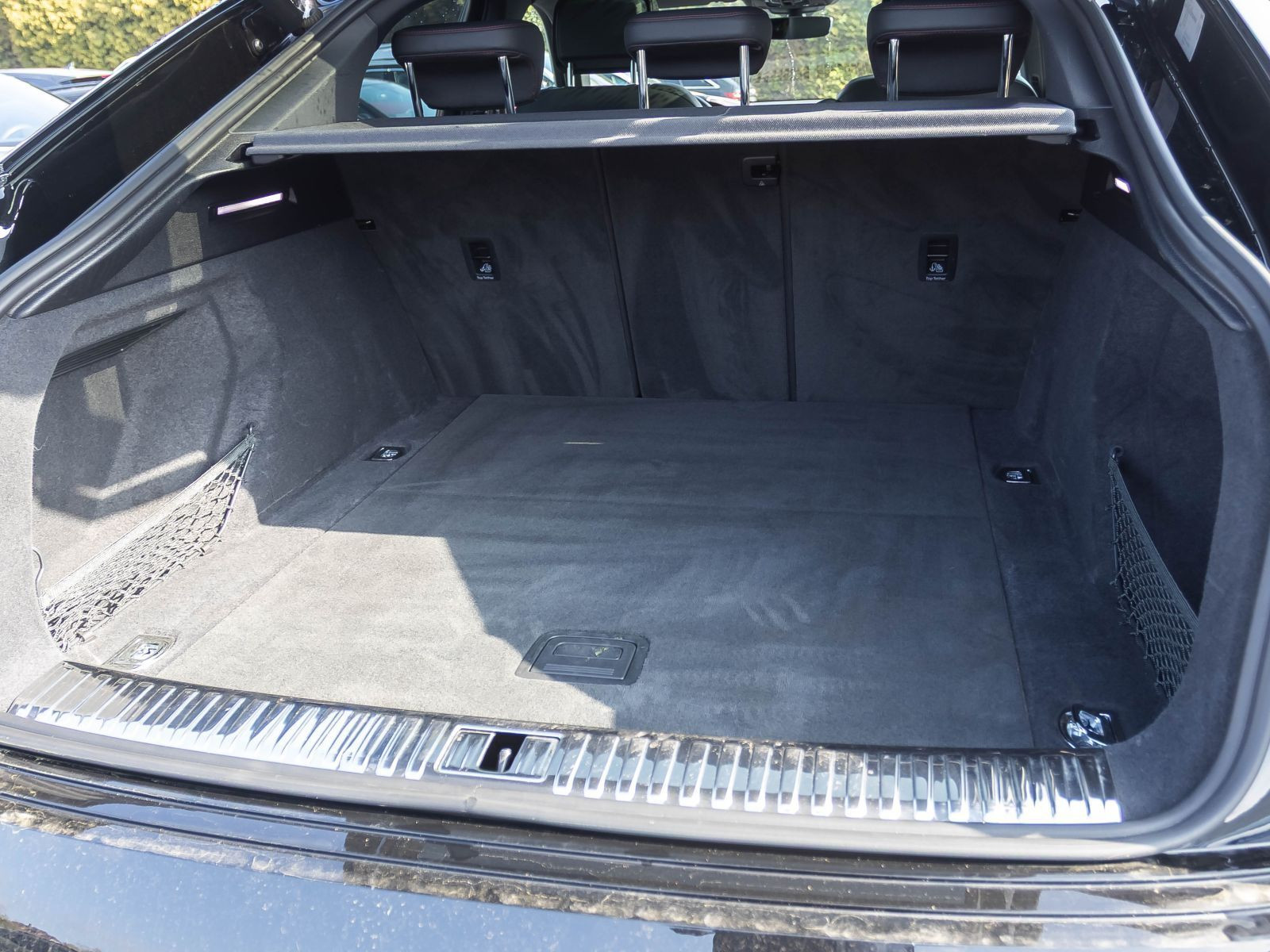 Audi Q8 Sportback e-tron S line 55 qu HuD Panorama B&O