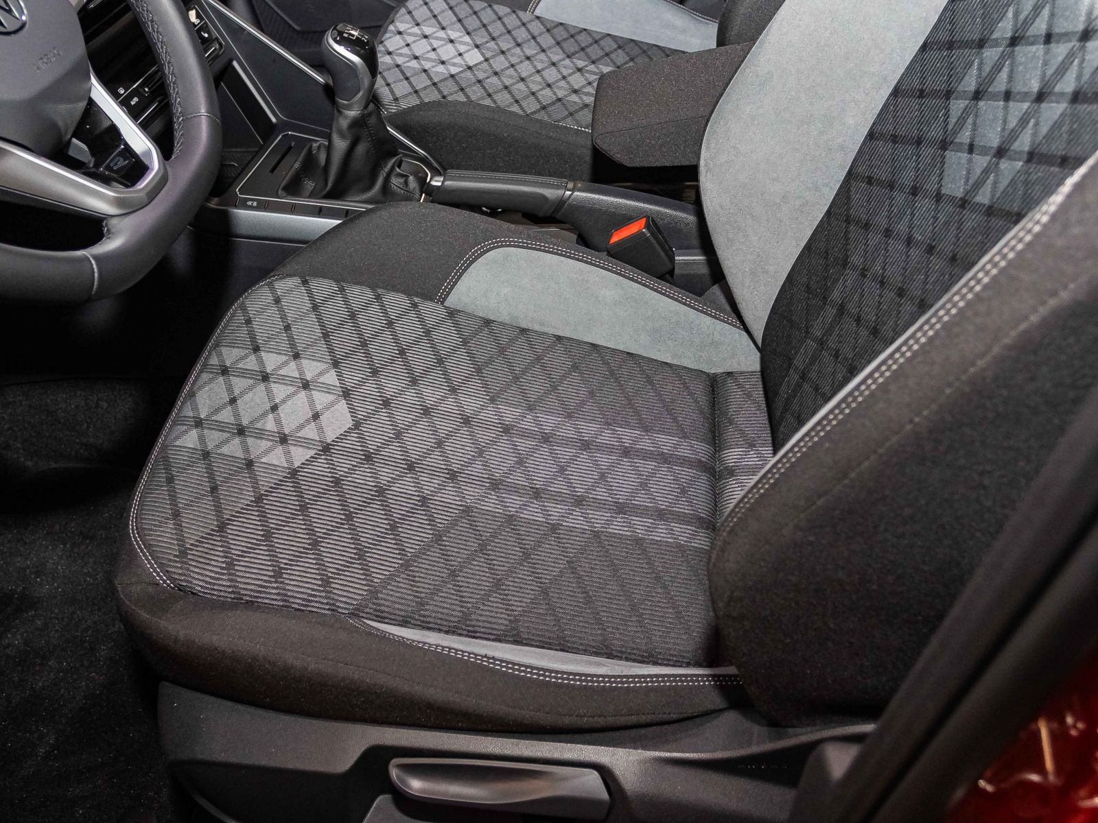 Volkswagen Polo 1.0TSI R-Line Navi Matrix CarPlay EPH