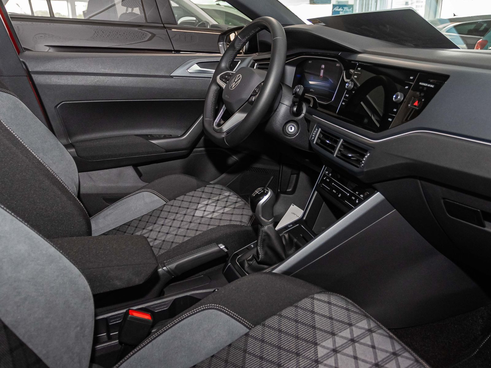 Volkswagen Polo 1.0TSI R-Line Navi Matrix CarPlay EPH