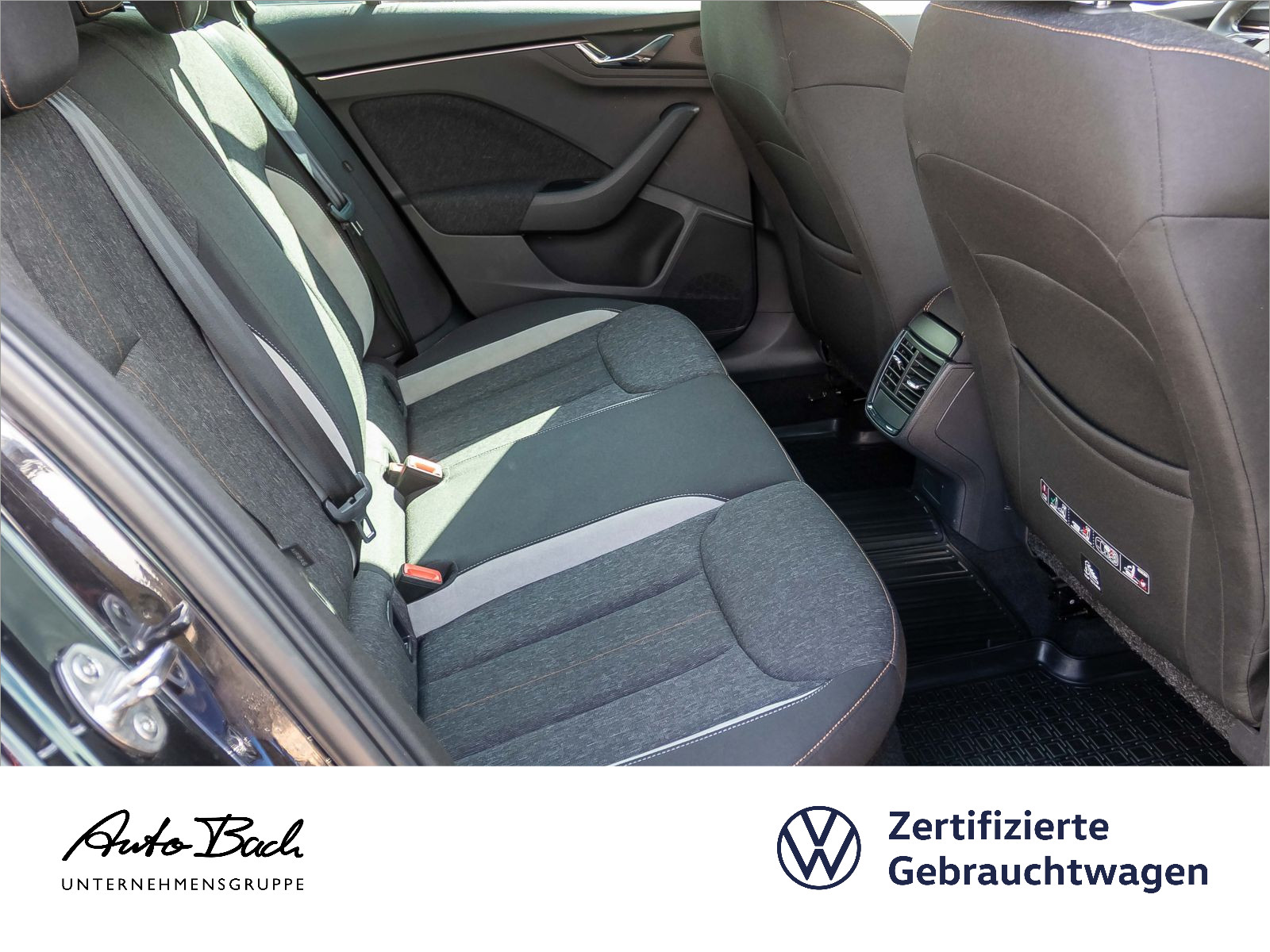 Skoda Kamiq Style 1.5TSI DSG Navi LED ACC CarPlay AHK