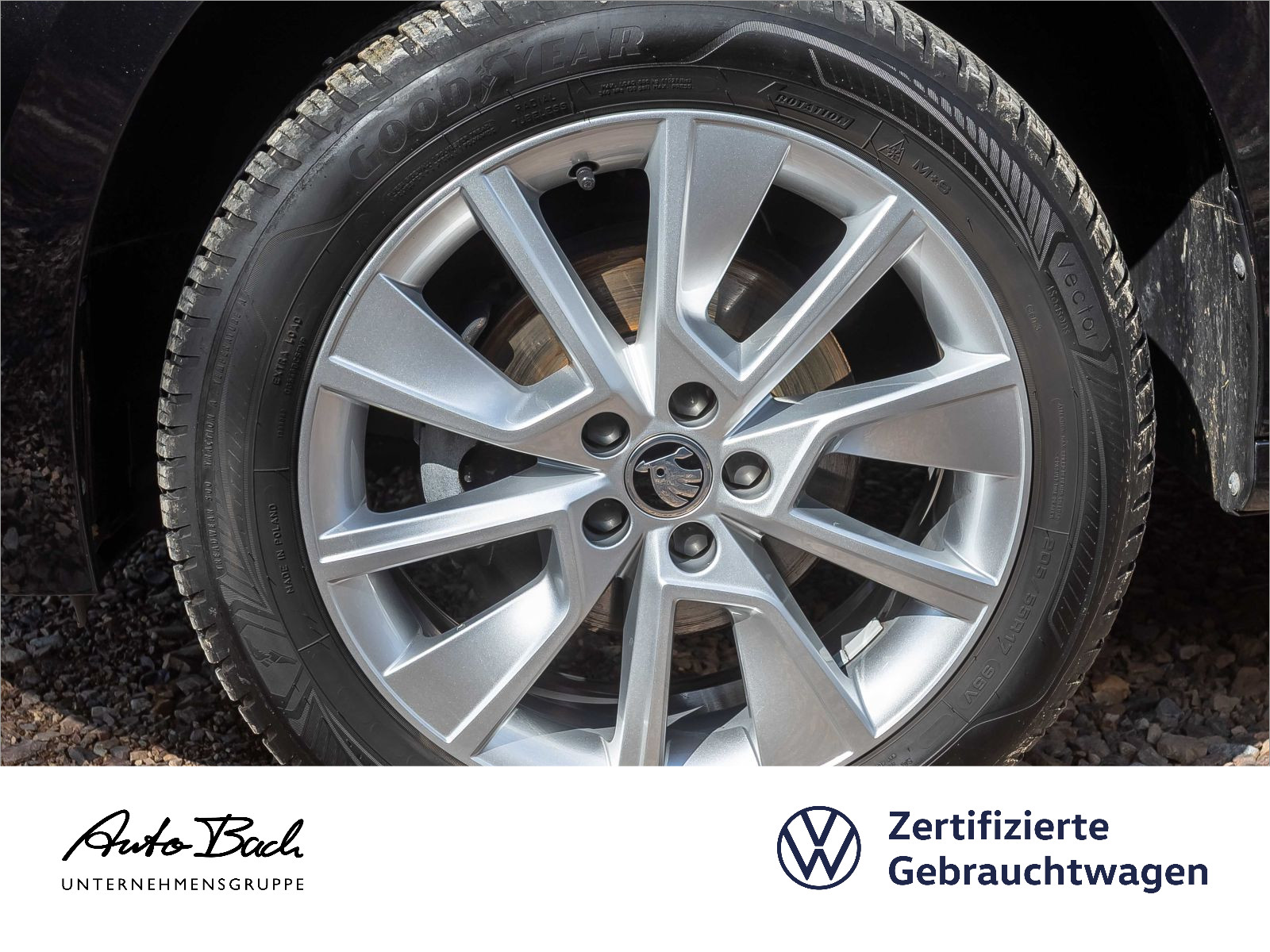 Skoda Kamiq Style 1.5TSI DSG Navi LED ACC CarPlay AHK