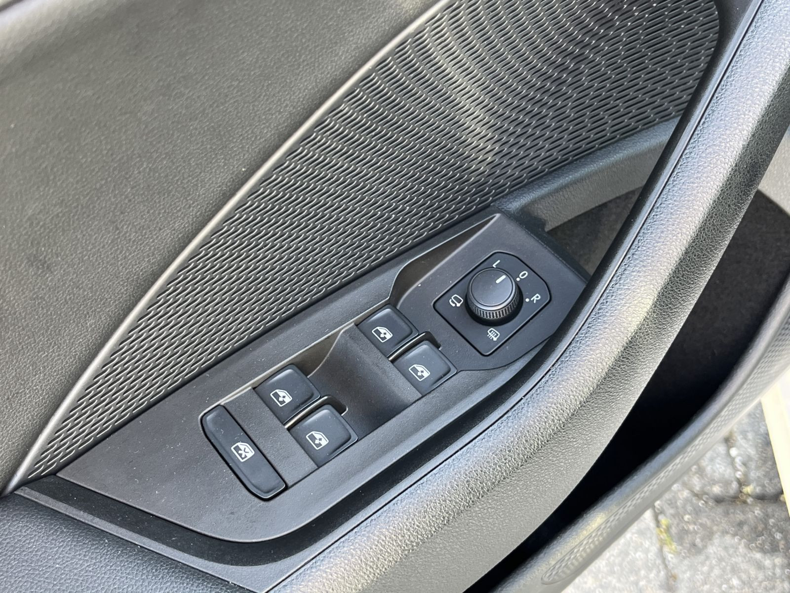 Skoda Octavia Combi Ambition 1.0 TSI Navi LED ACC AHK