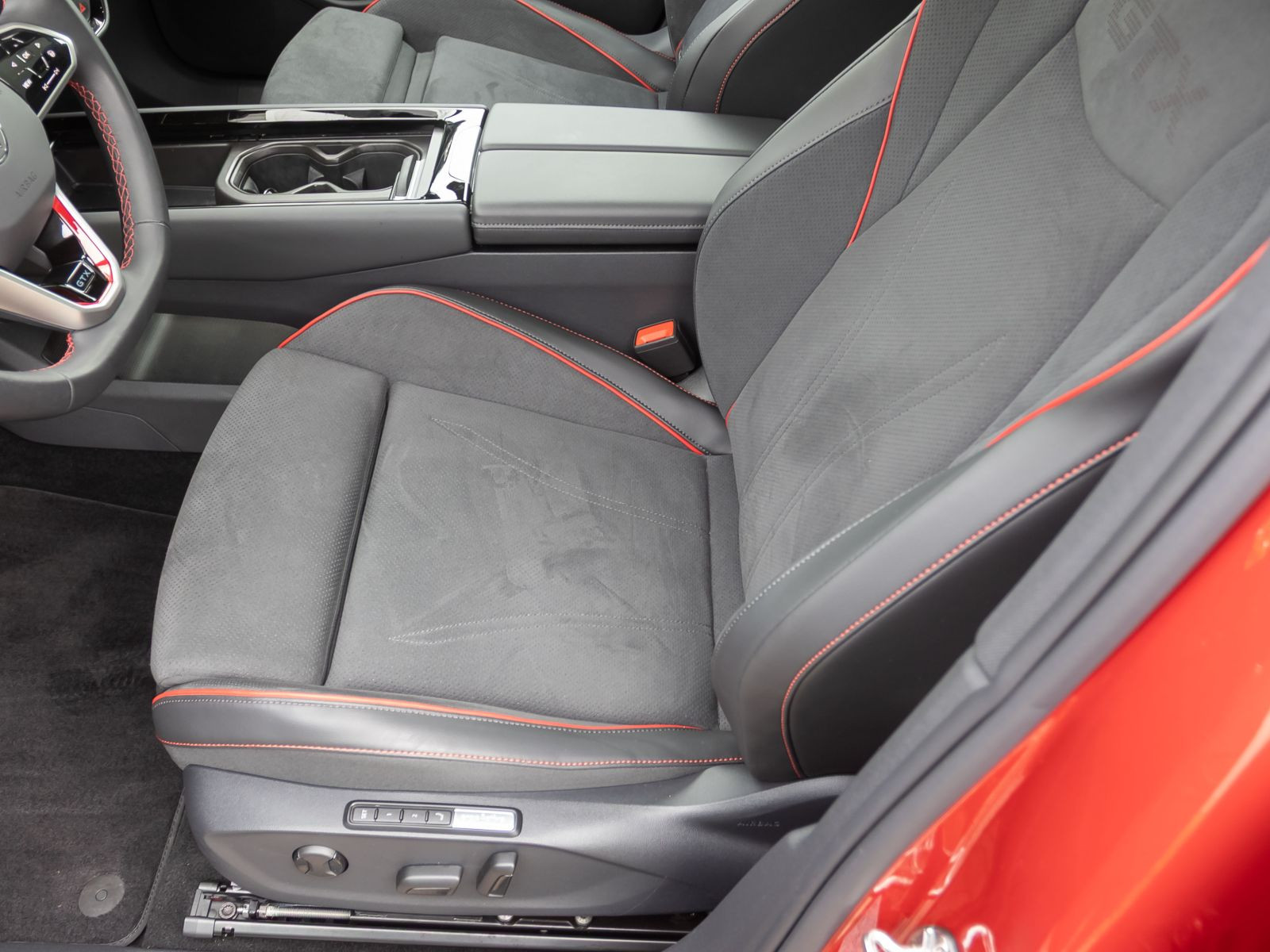 Volkswagen ID.7 Tourer GTX Navi Matrix HuD Panorama ACC AHK