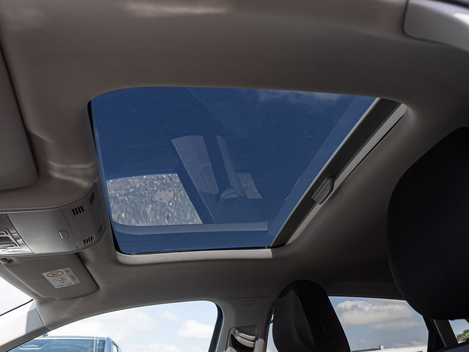 Volkswagen Polo R-Line 1.0TSI DSG Navi Panorama EPH Sitzheizung