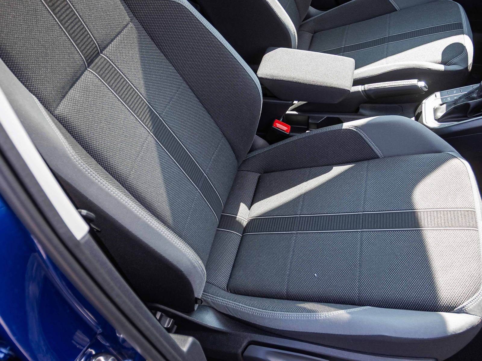 Volkswagen Polo R-Line 1.0TSI DSG Navi Panorama EPH Sitzheizung