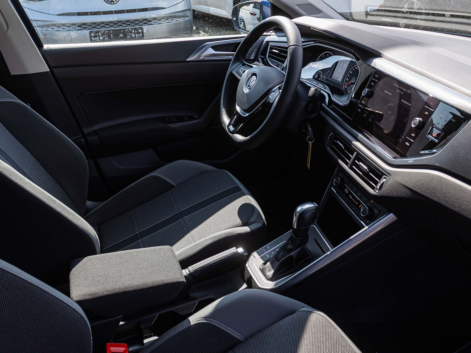 Volkswagen Polo R-Line 1.0TSI DSG Navi Panorama EPH Sitzheizung