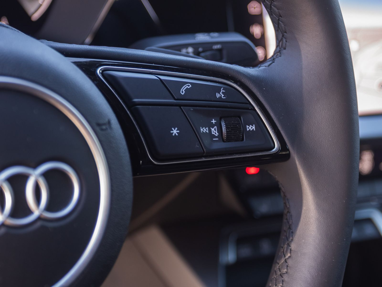 Audi A3 Limousine S line TDI Stronic Navi LED SONOS