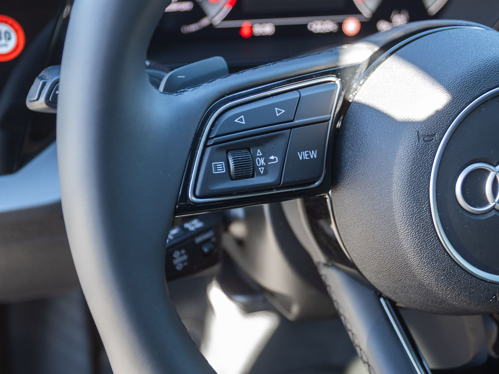Audi A3 Limousine S line TDI Stronic Navi LED SONOS
