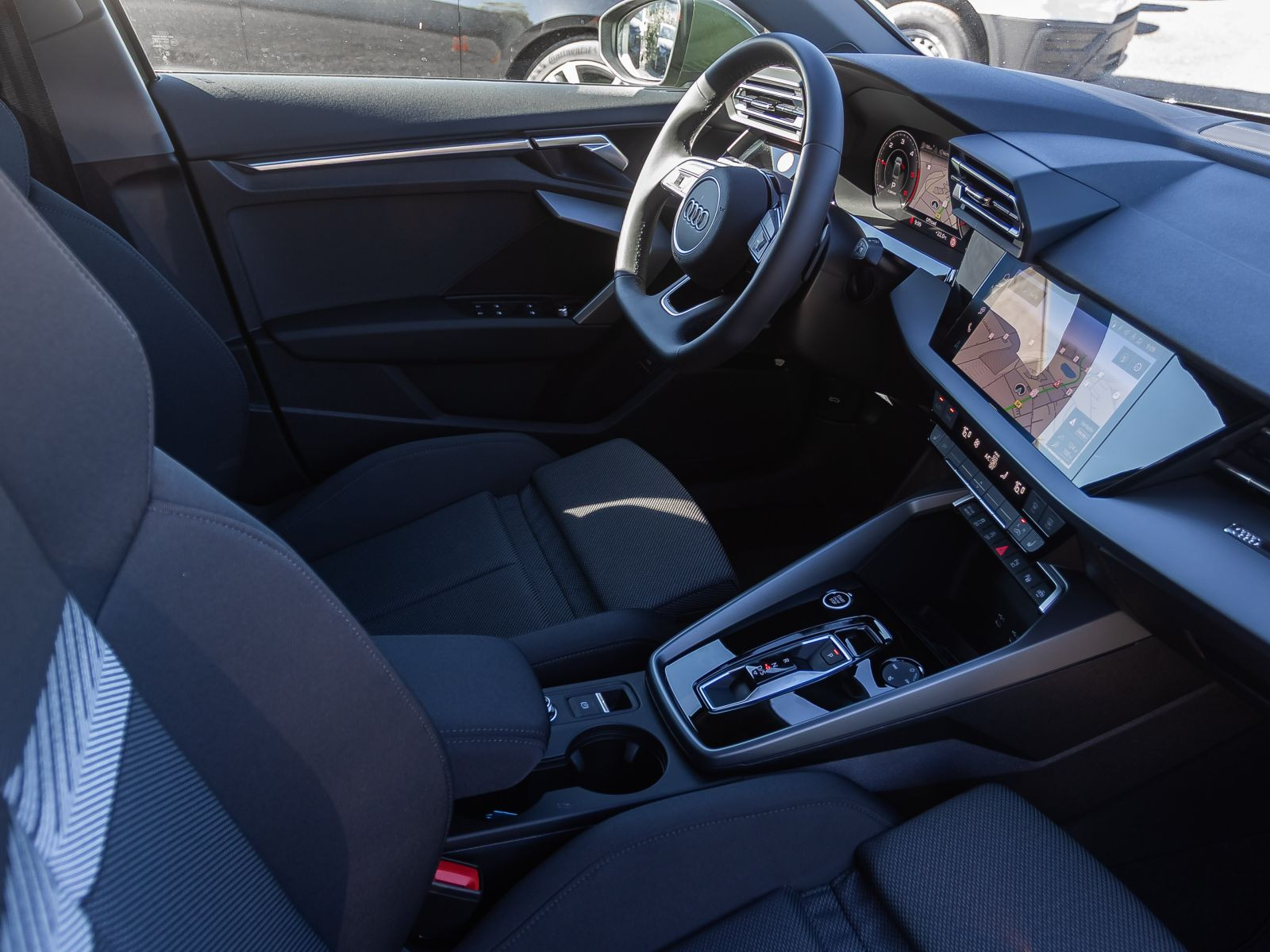 Audi A3 Limousine S line TDI Stronic Navi LED SONOS