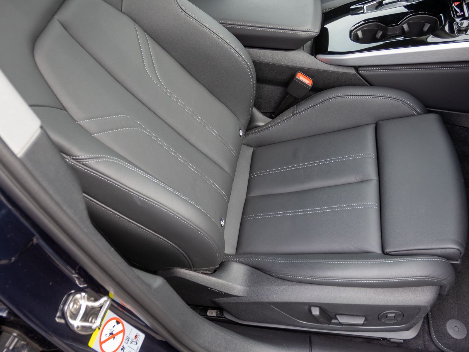 Audi A5 Avant TFSI Stronic Navi ACC EPH Sitzhzg