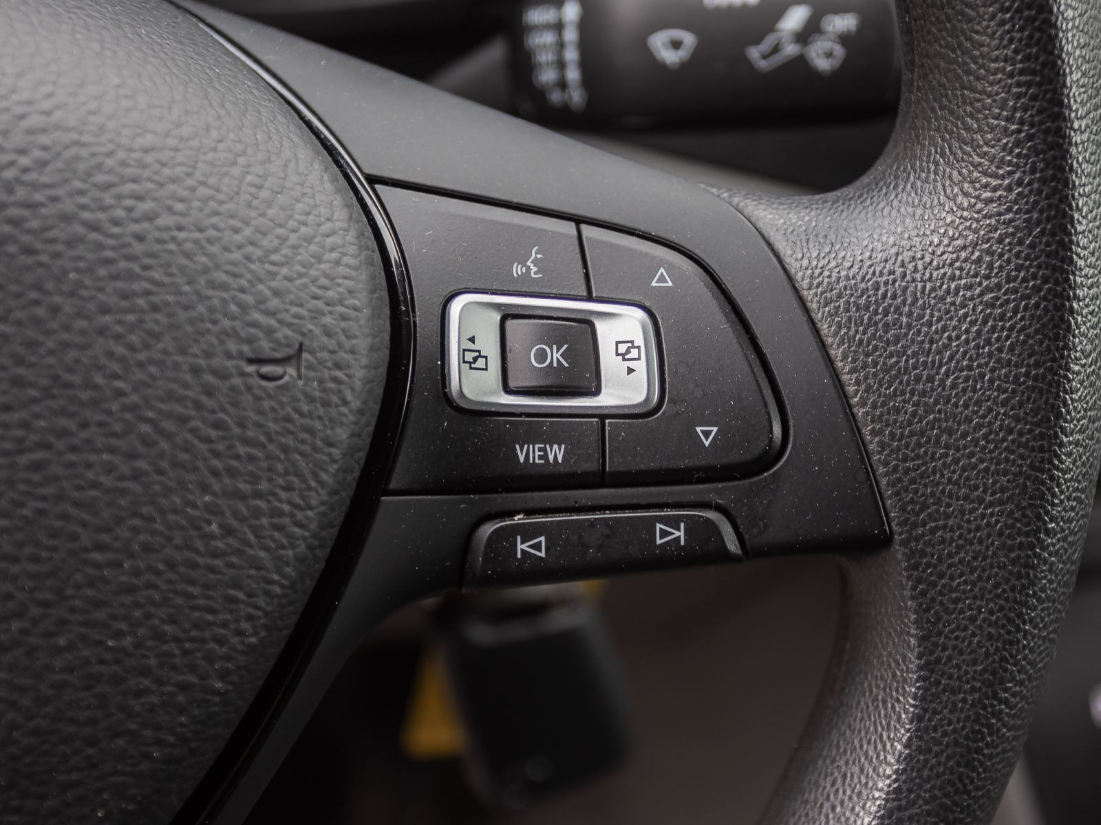 Volkswagen Crafter 35 2.0 TDI Automatik Kasten mittlerer Radstand, Rückfahrkamera, LED, Navi, App-Connect