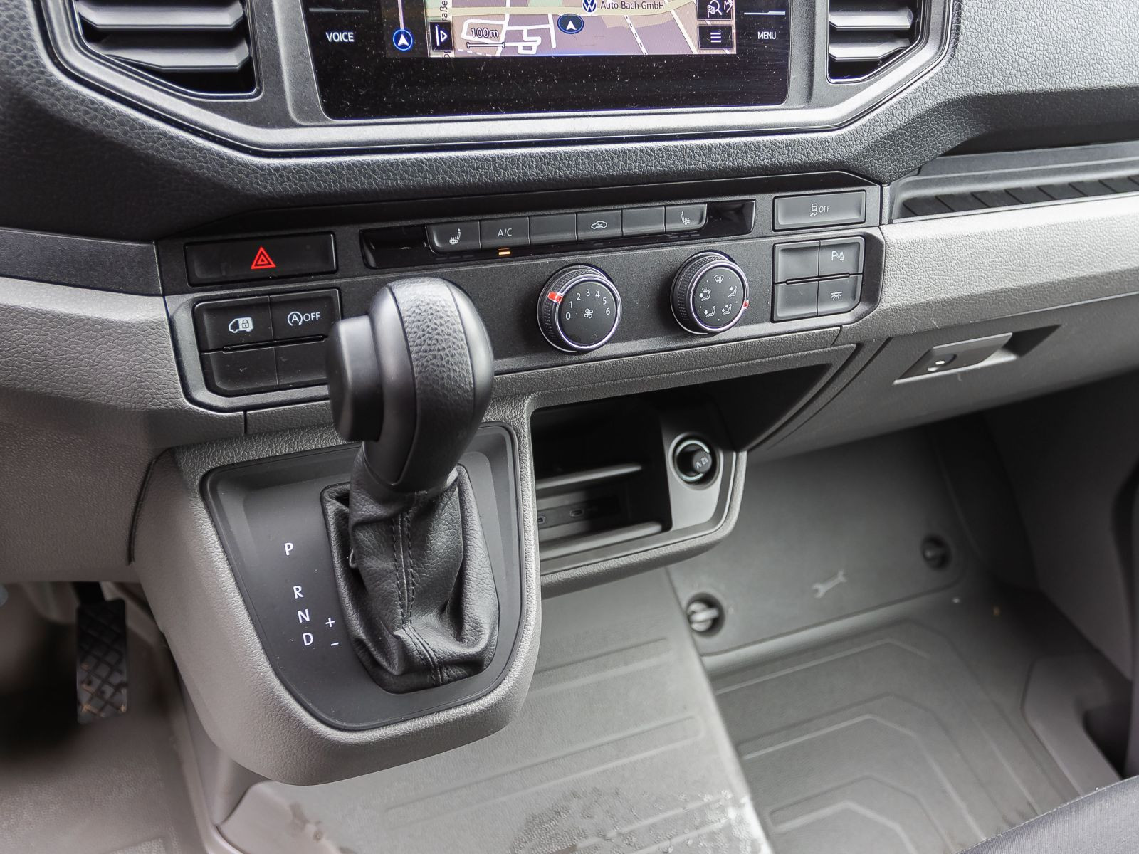 Volkswagen Crafter 35 2.0 TDI Automatik Kasten mittlerer Radstand, Rückfahrkamera, LED, Navi, App-Connect