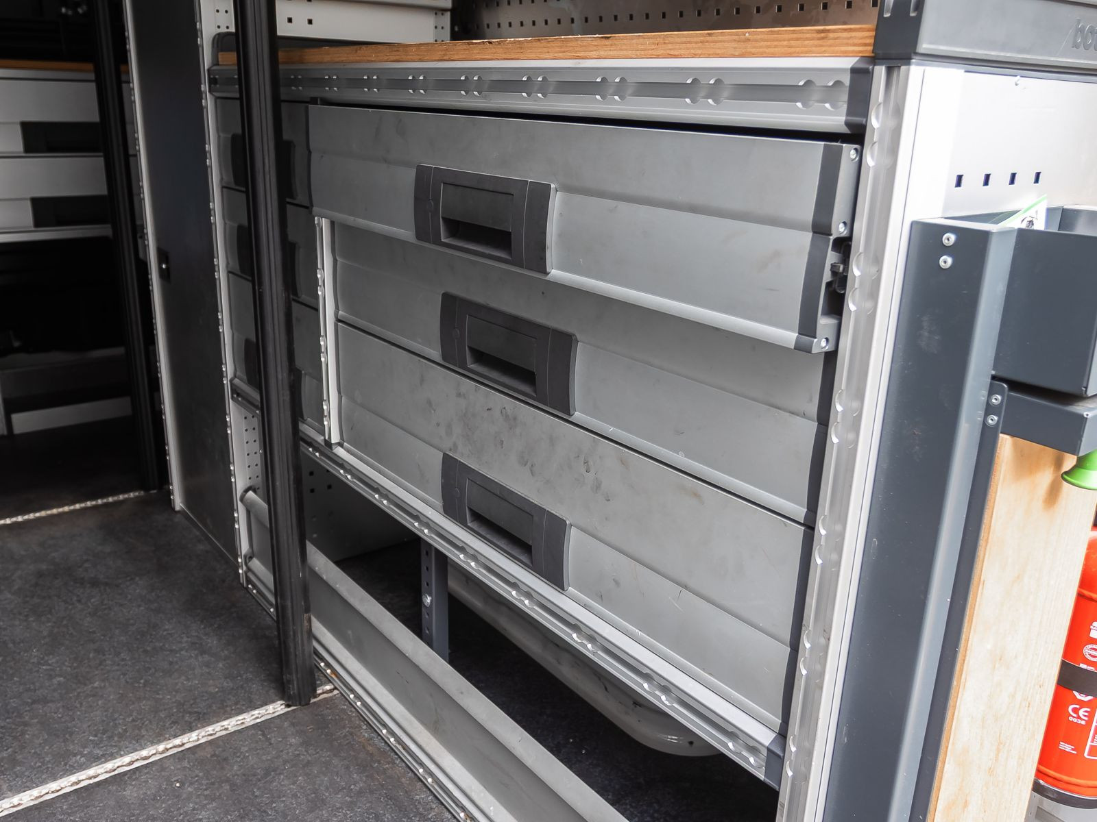 Volkswagen Crafter 35 2.0 TDI Automatik Kasten mittlerer Radstand, Rückfahrkamera, LED, Navi, App-Connect