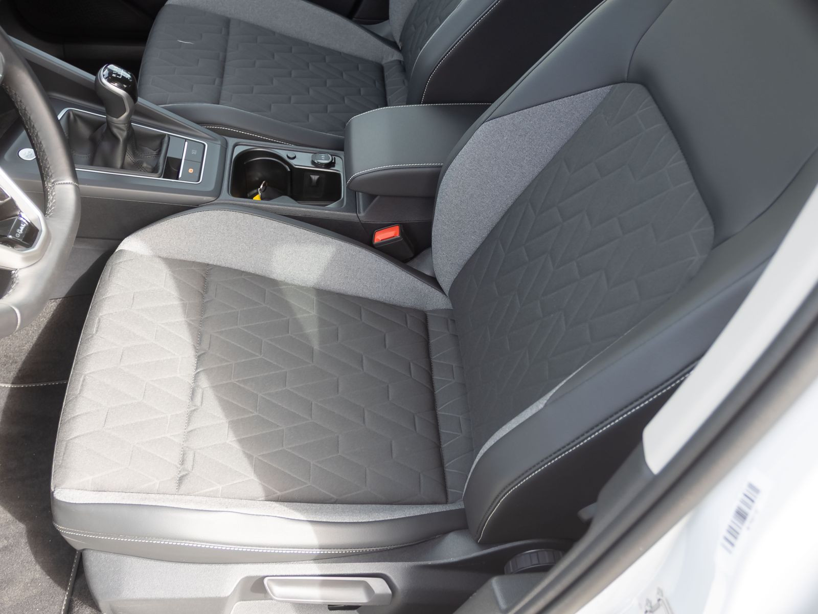 Volkswagen Golf VIII 1.5 TSI Goal, AHK, Navi, LED-Plus, App-Connect, Klima