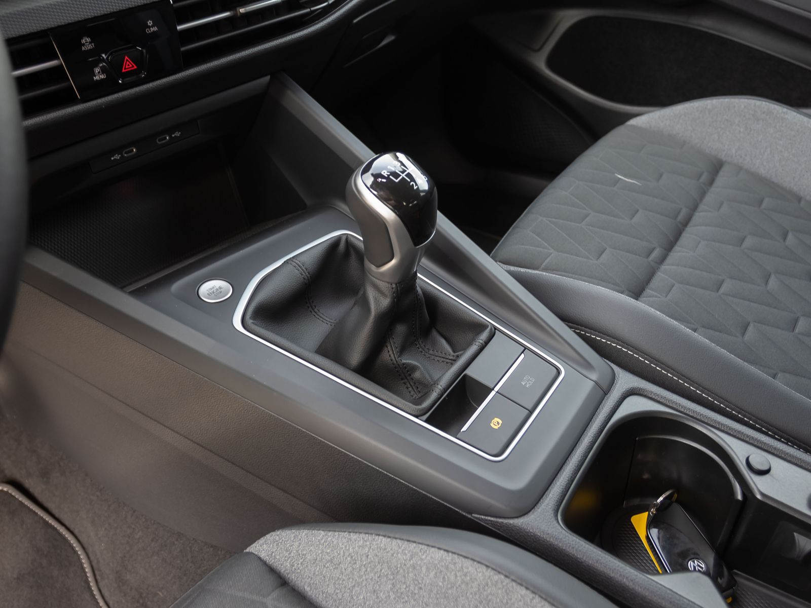 Volkswagen Golf VIII 1.5 TSI Goal, AHK, Navi, LED-Plus, App-Connect, Klima