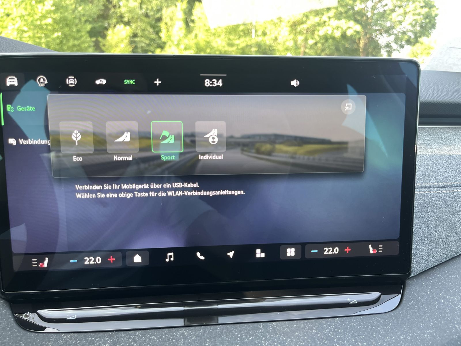 Skoda Octavia Combi Tour 2,0 TDI DSG AHK Area View